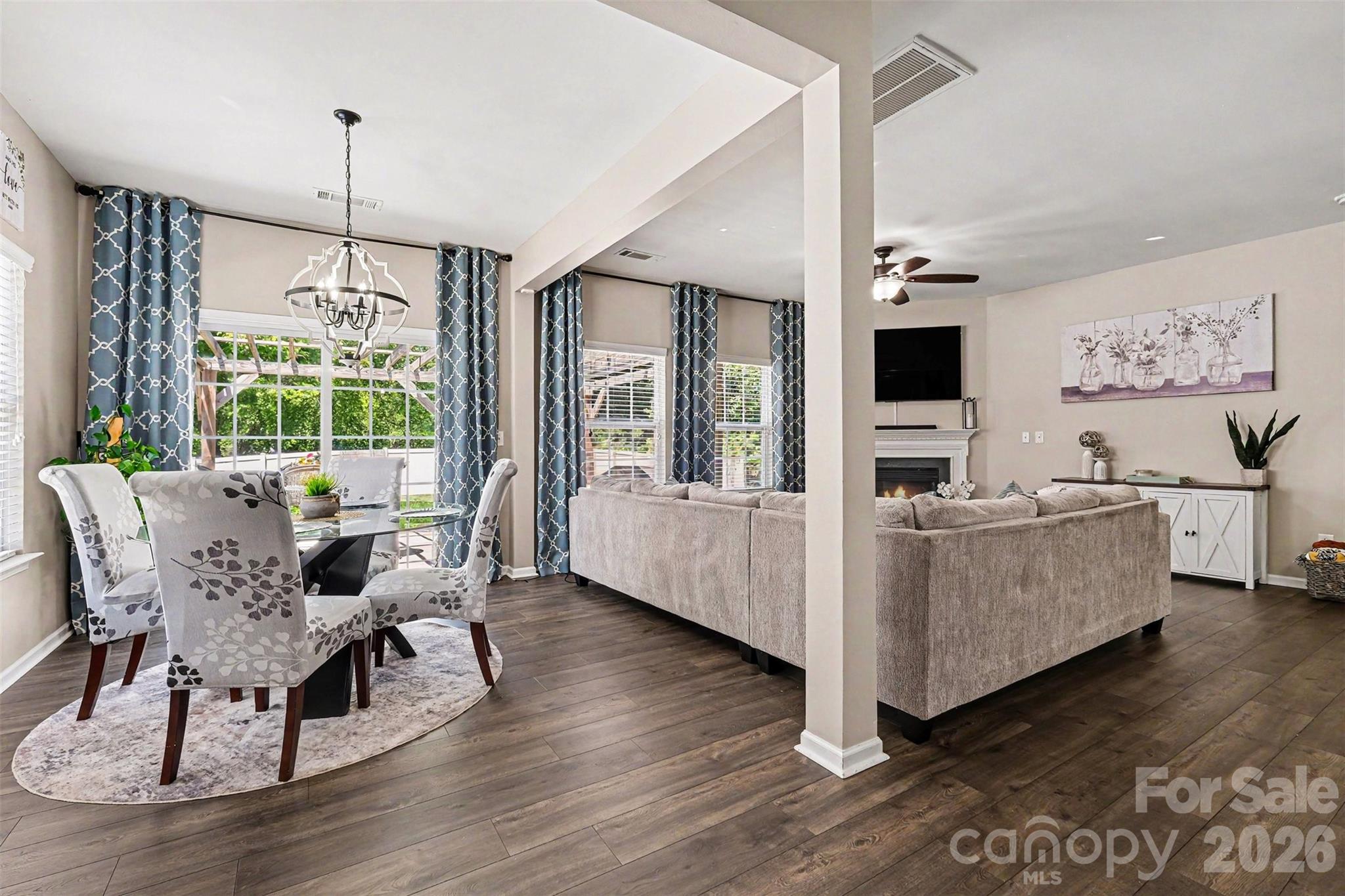10103 Caldwell Forest Drive — Charlotte