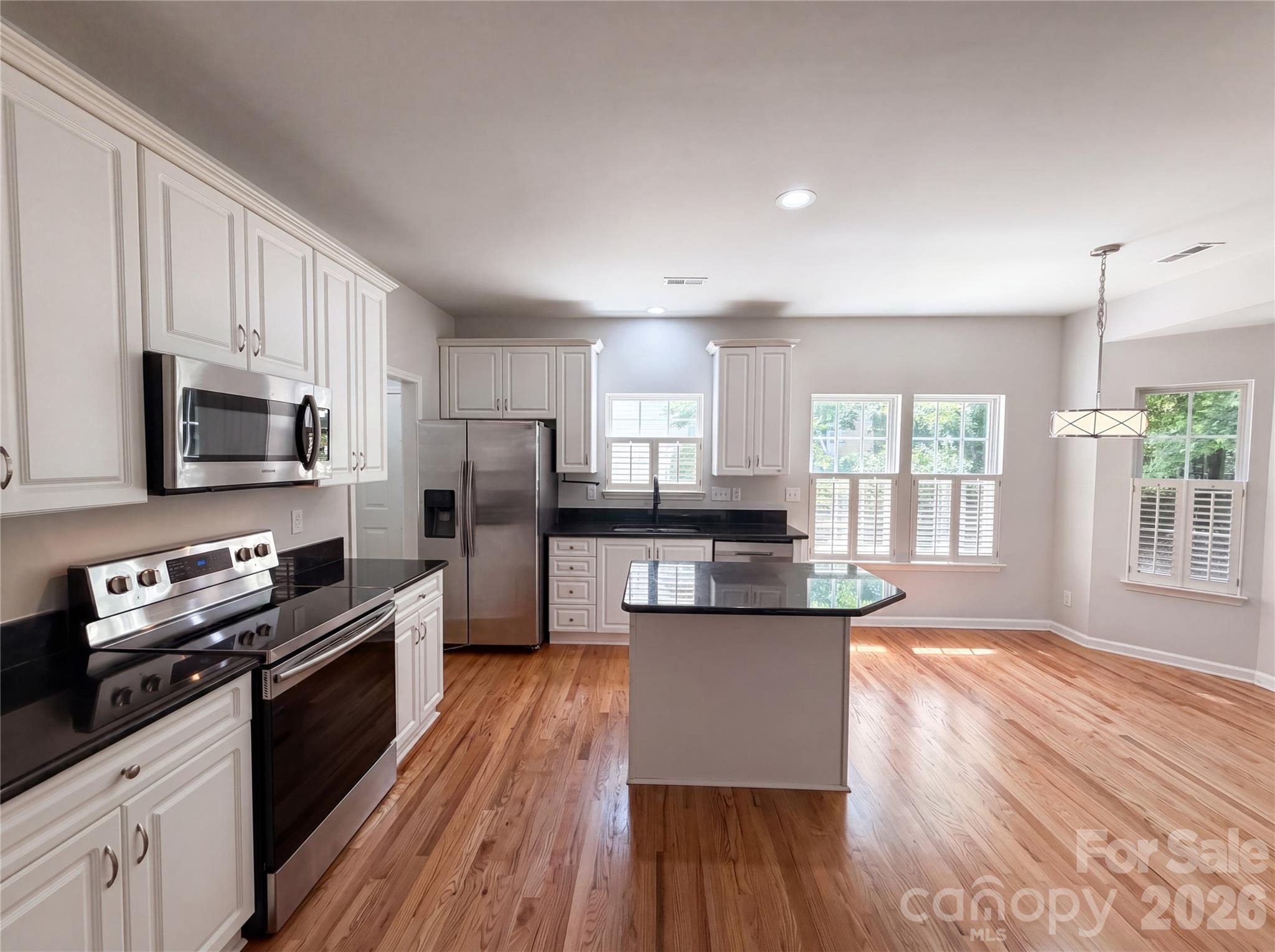 2916 Pinewood Hill Drive — Matthews