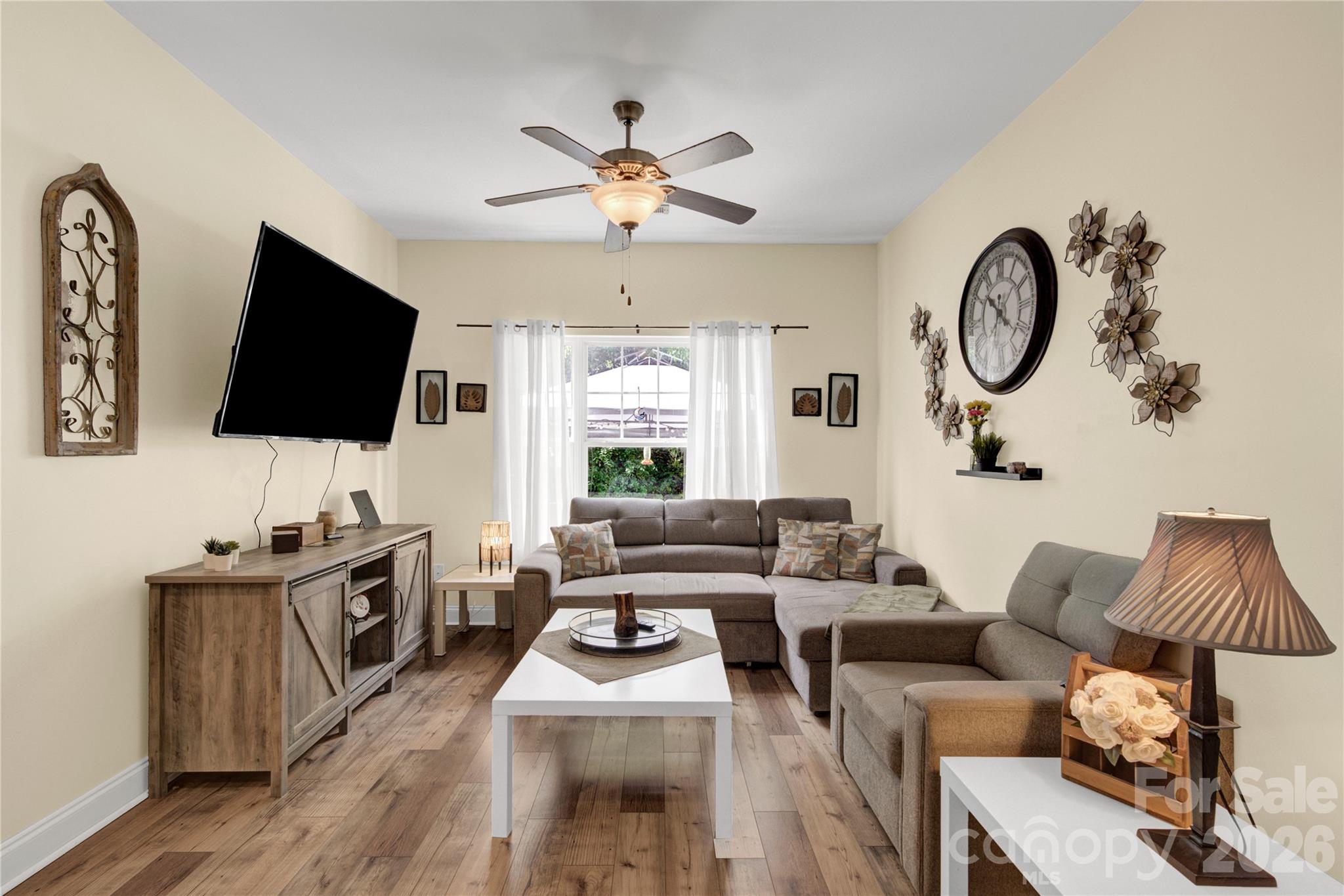 117 Sherman Oaks Lane — Mooresville