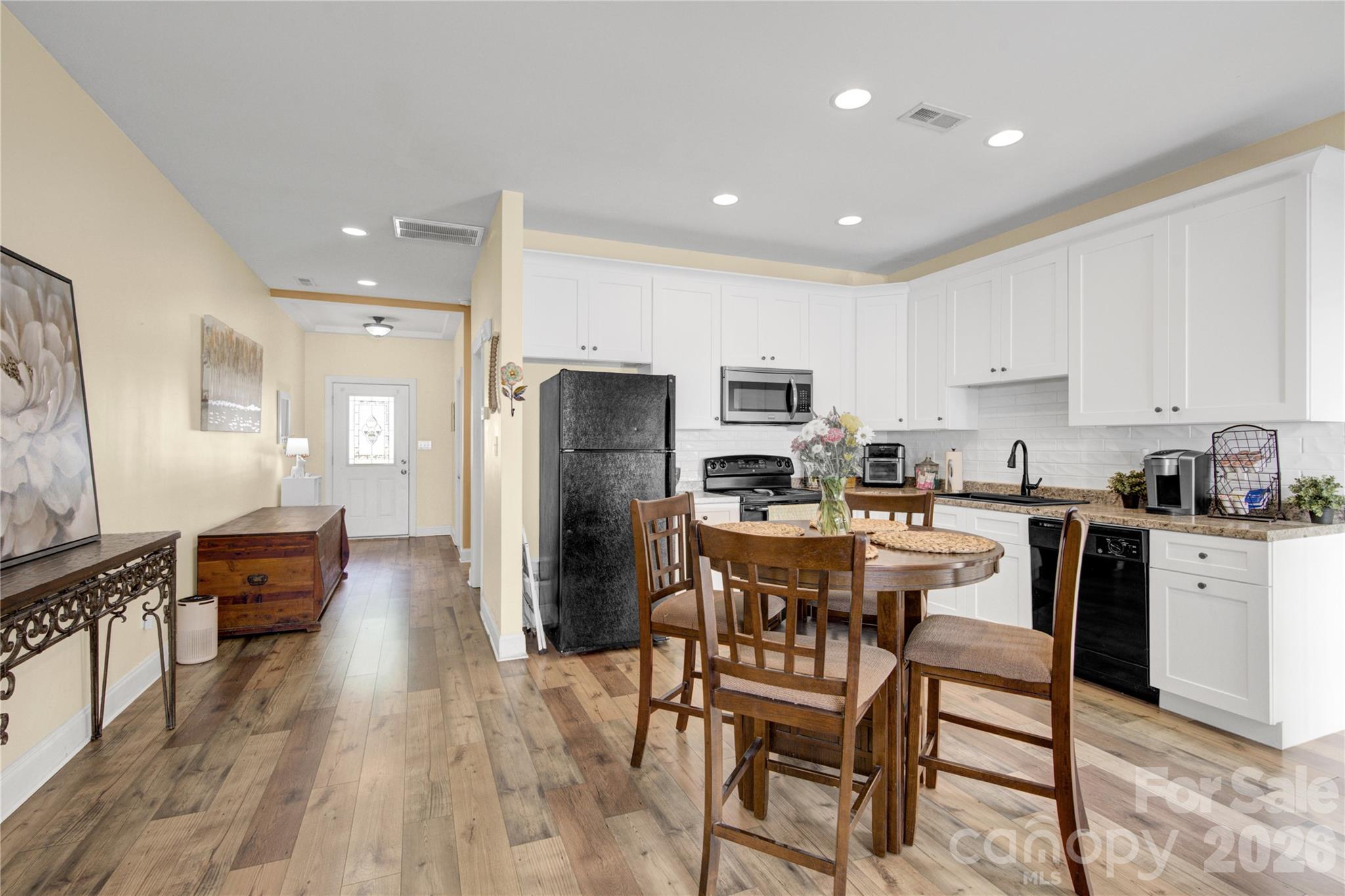 117 Sherman Oaks Lane — Mooresville