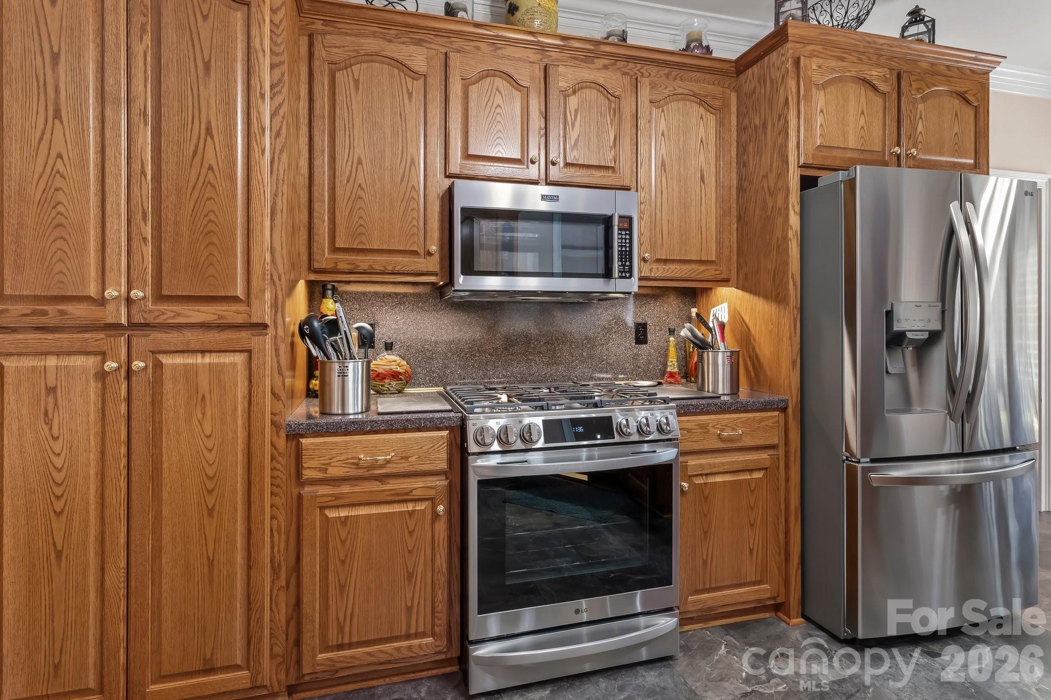 726 Tom Morris Lane SW — Concord