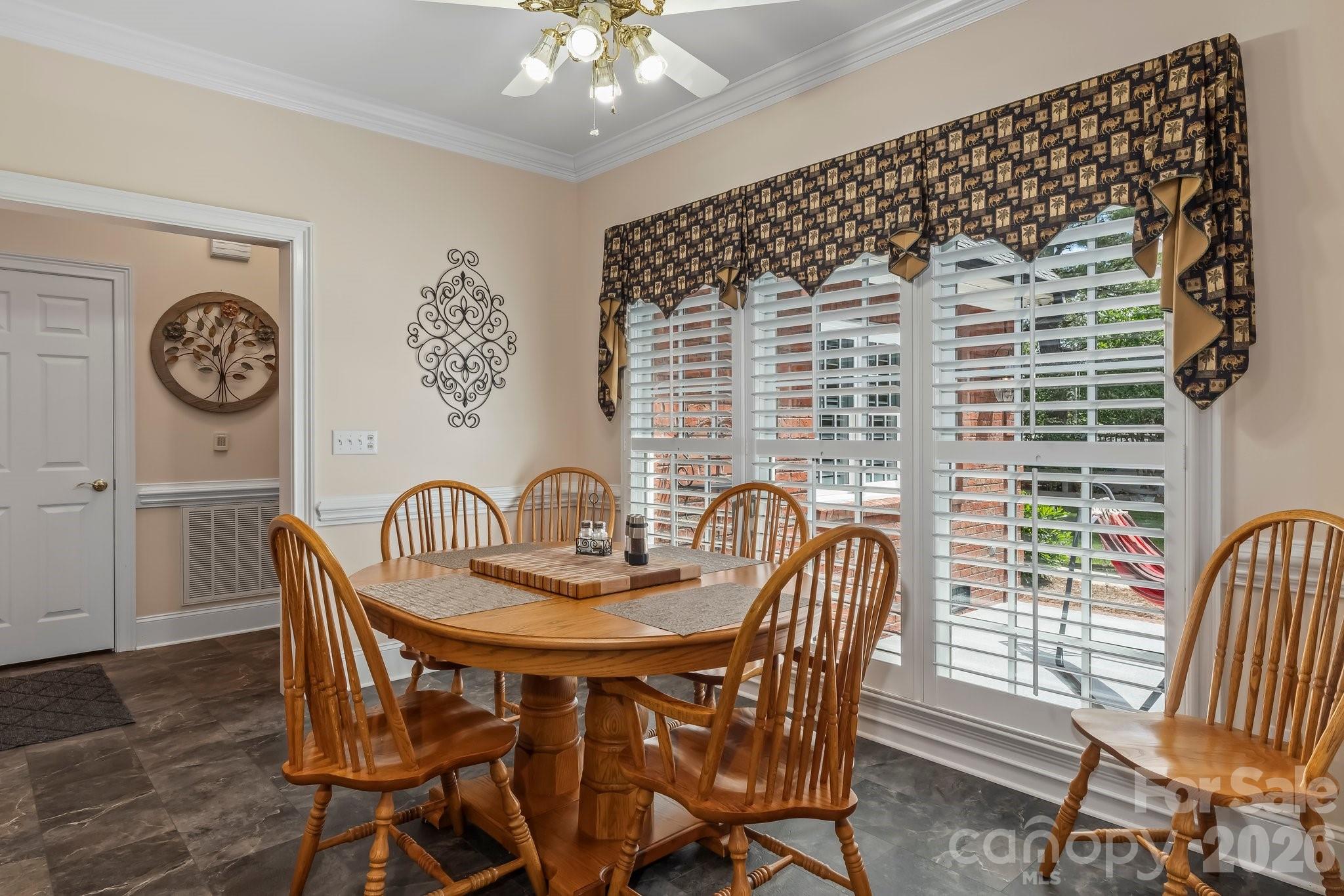 726 Tom Morris Lane SW — Concord