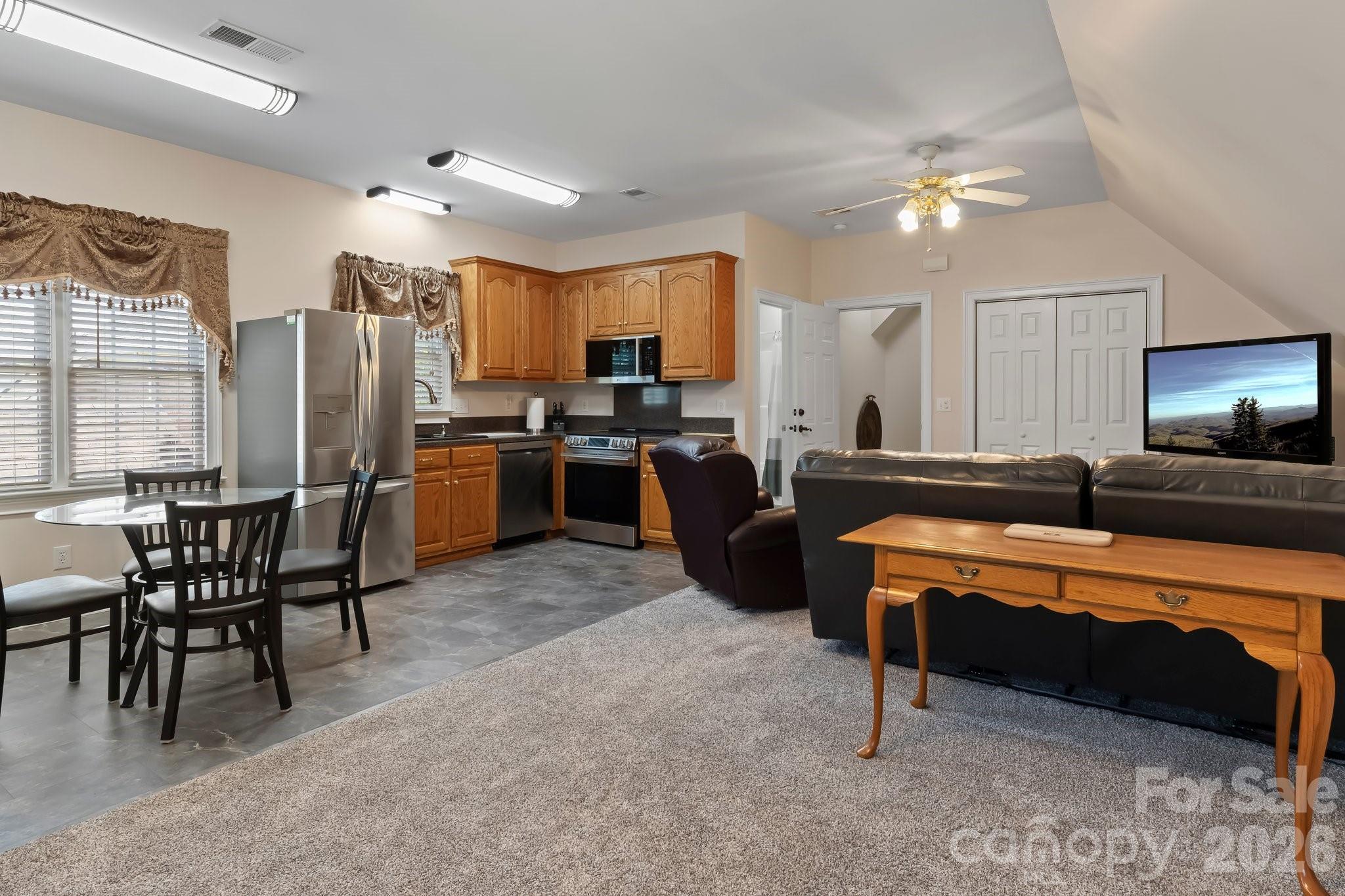 726 Tom Morris Lane SW — Concord