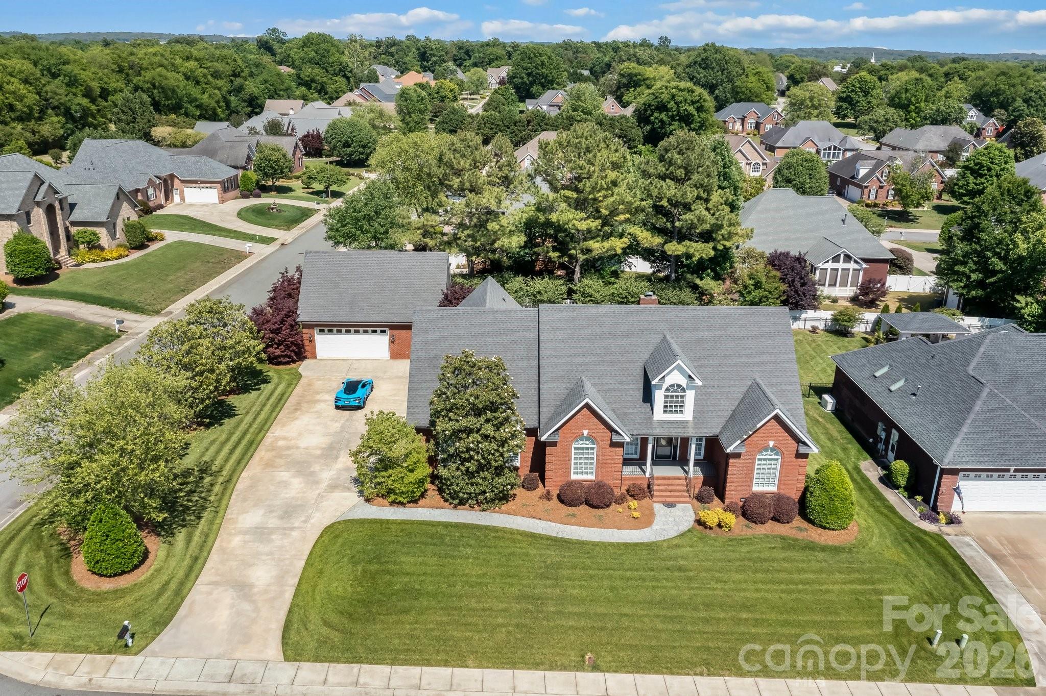726 Tom Morris Lane SW — Concord