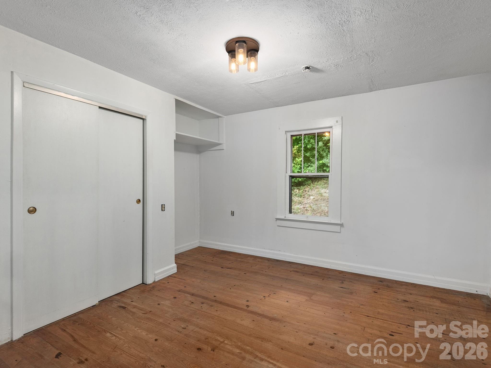 24 Piney Ridge Mountain Road — Zirconia