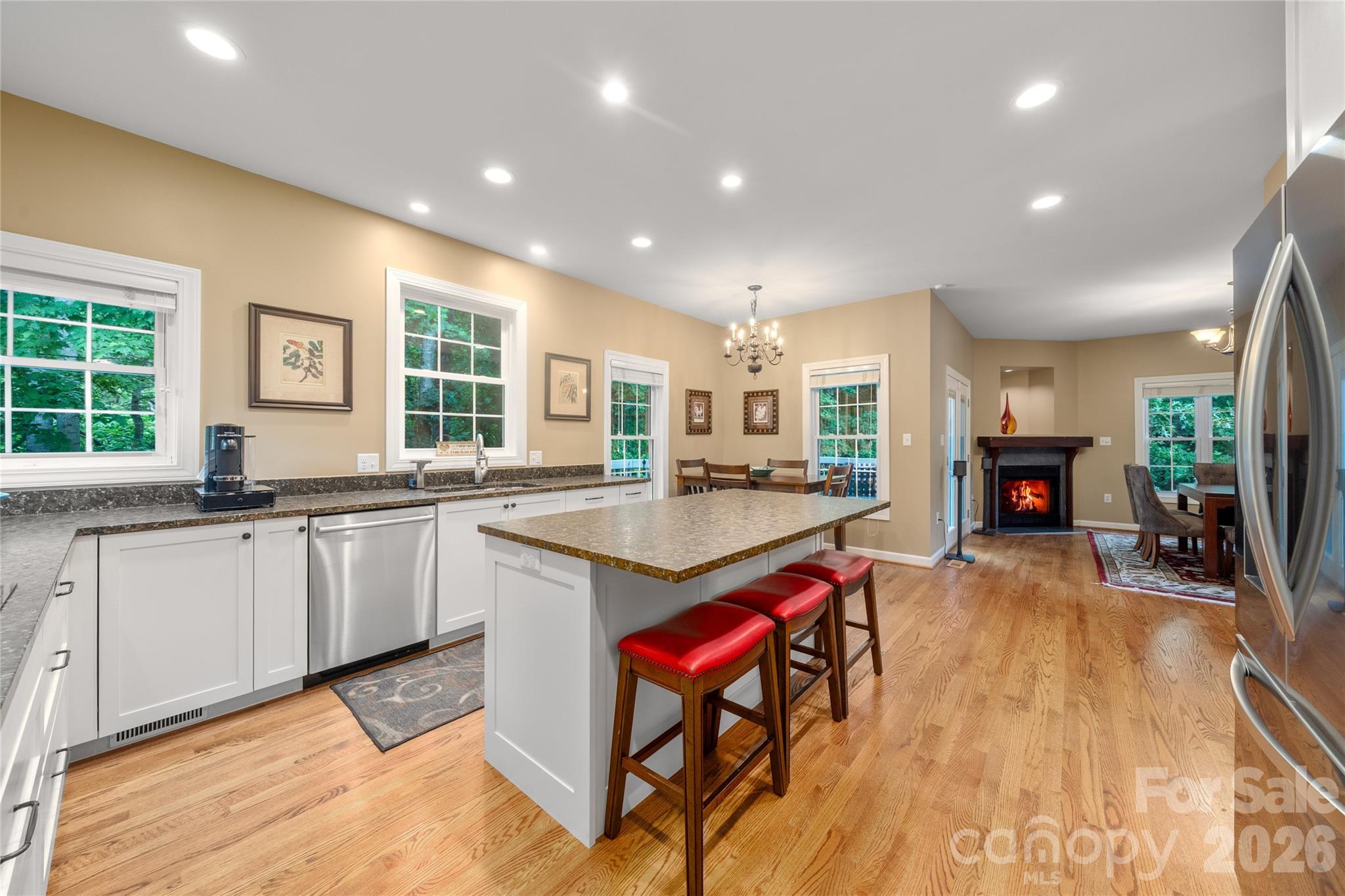 100 Welwyn Lane — Asheville