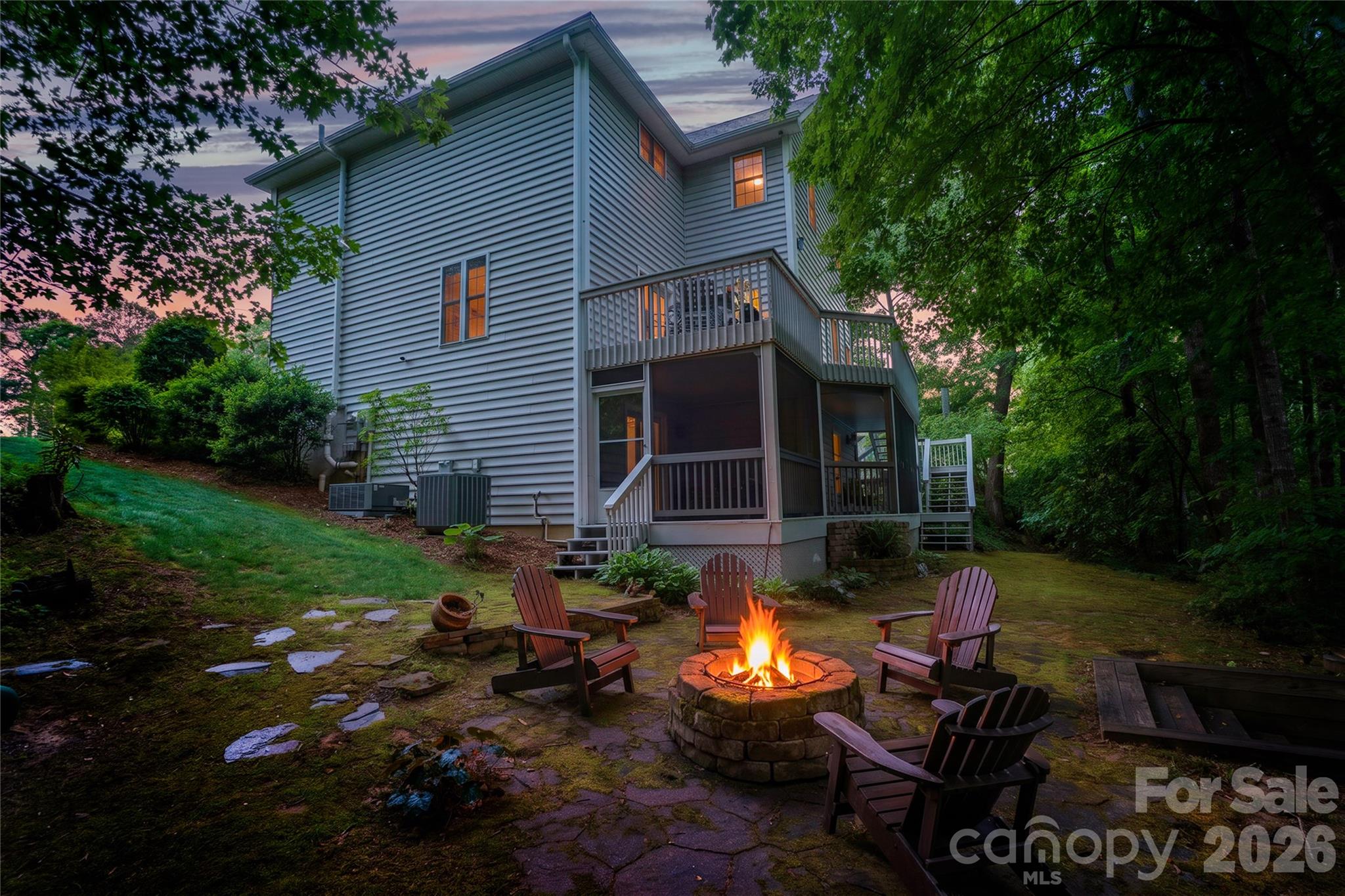 100 Welwyn Lane — Asheville