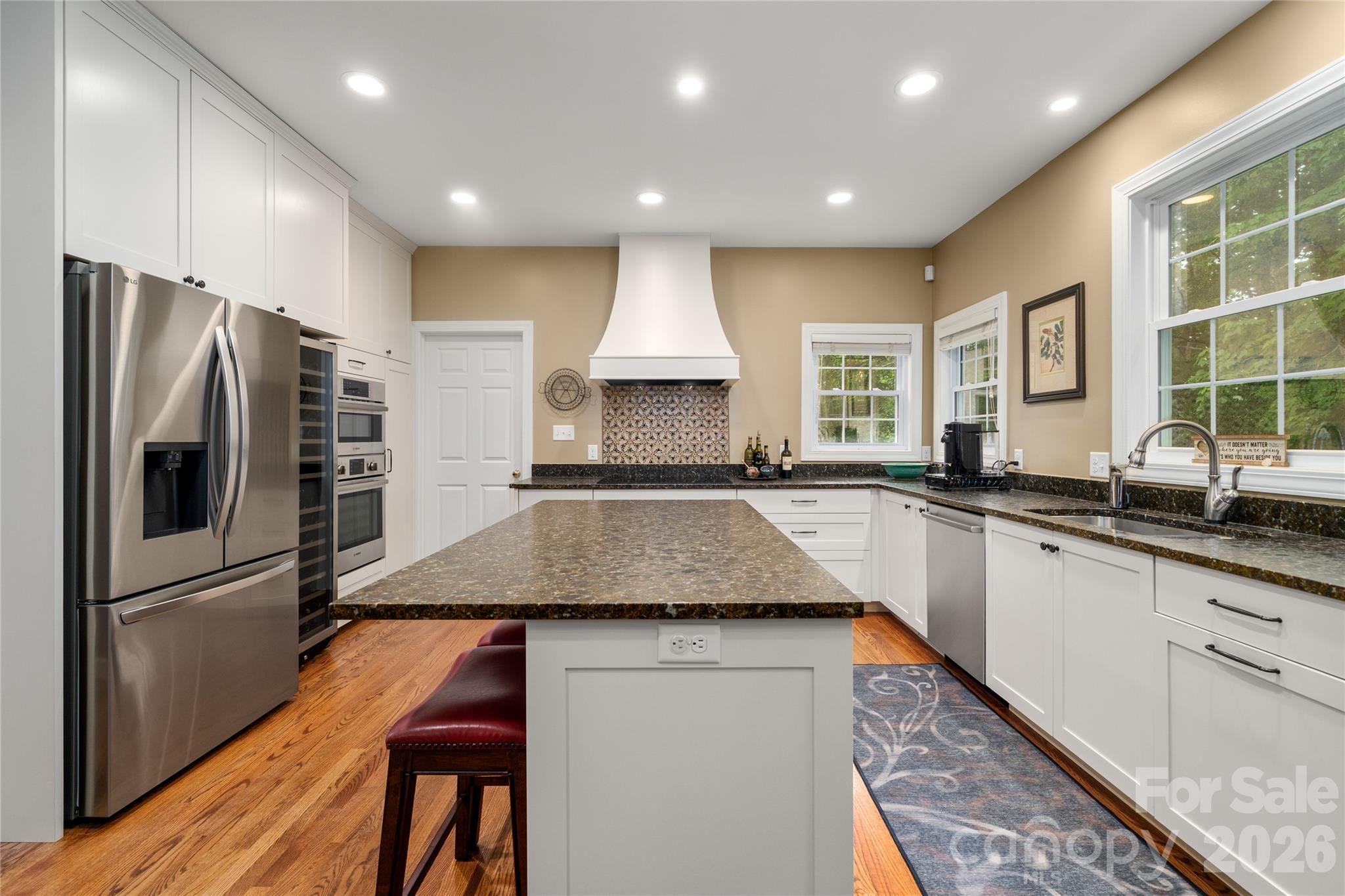 100 Welwyn Lane — Asheville