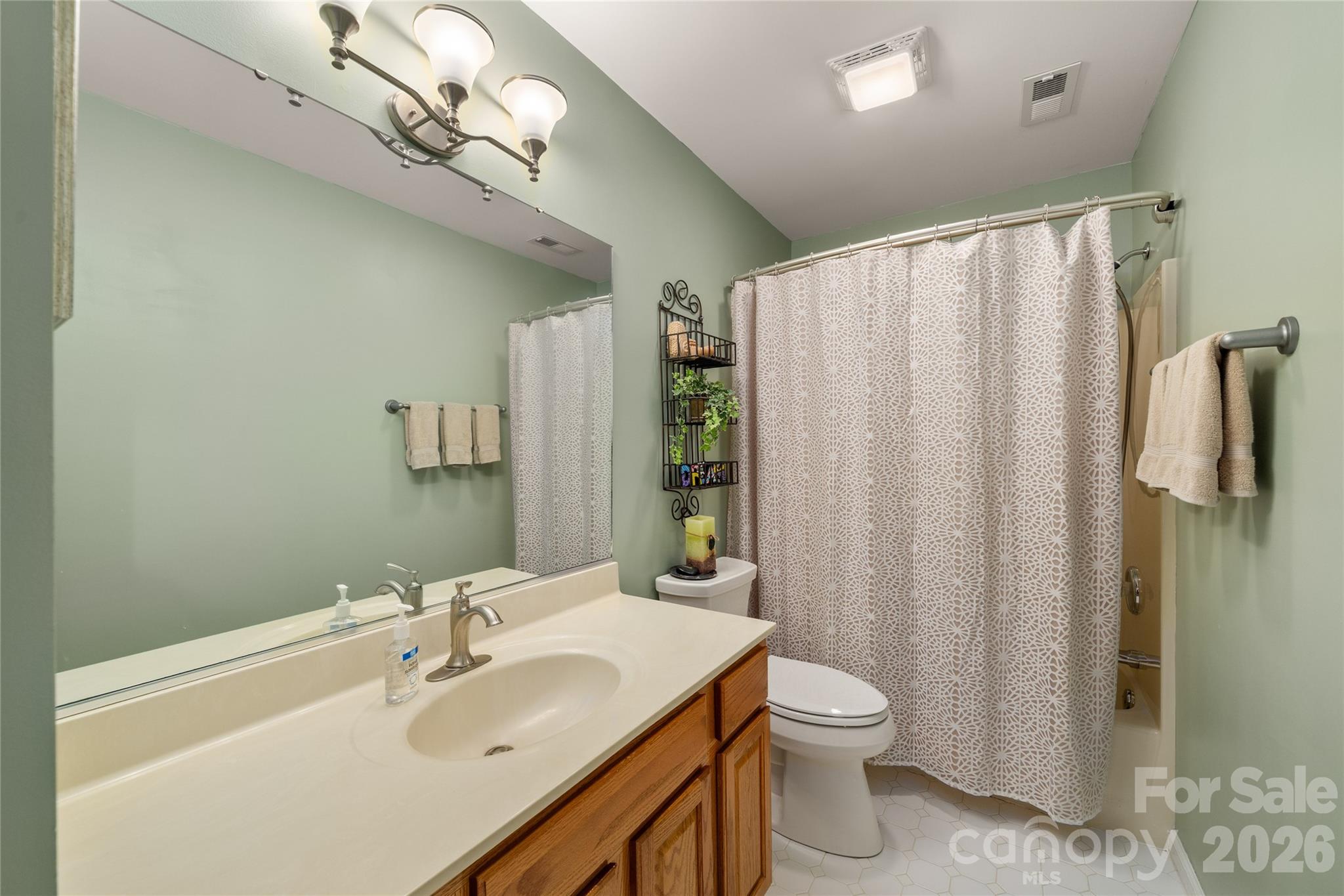 100 Welwyn Lane — Asheville