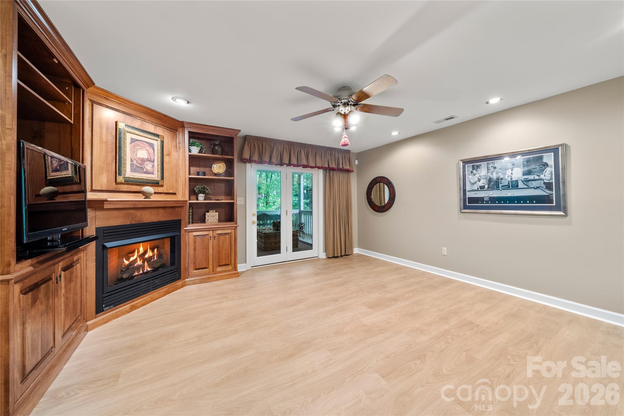 100 Welwyn Lane — Asheville