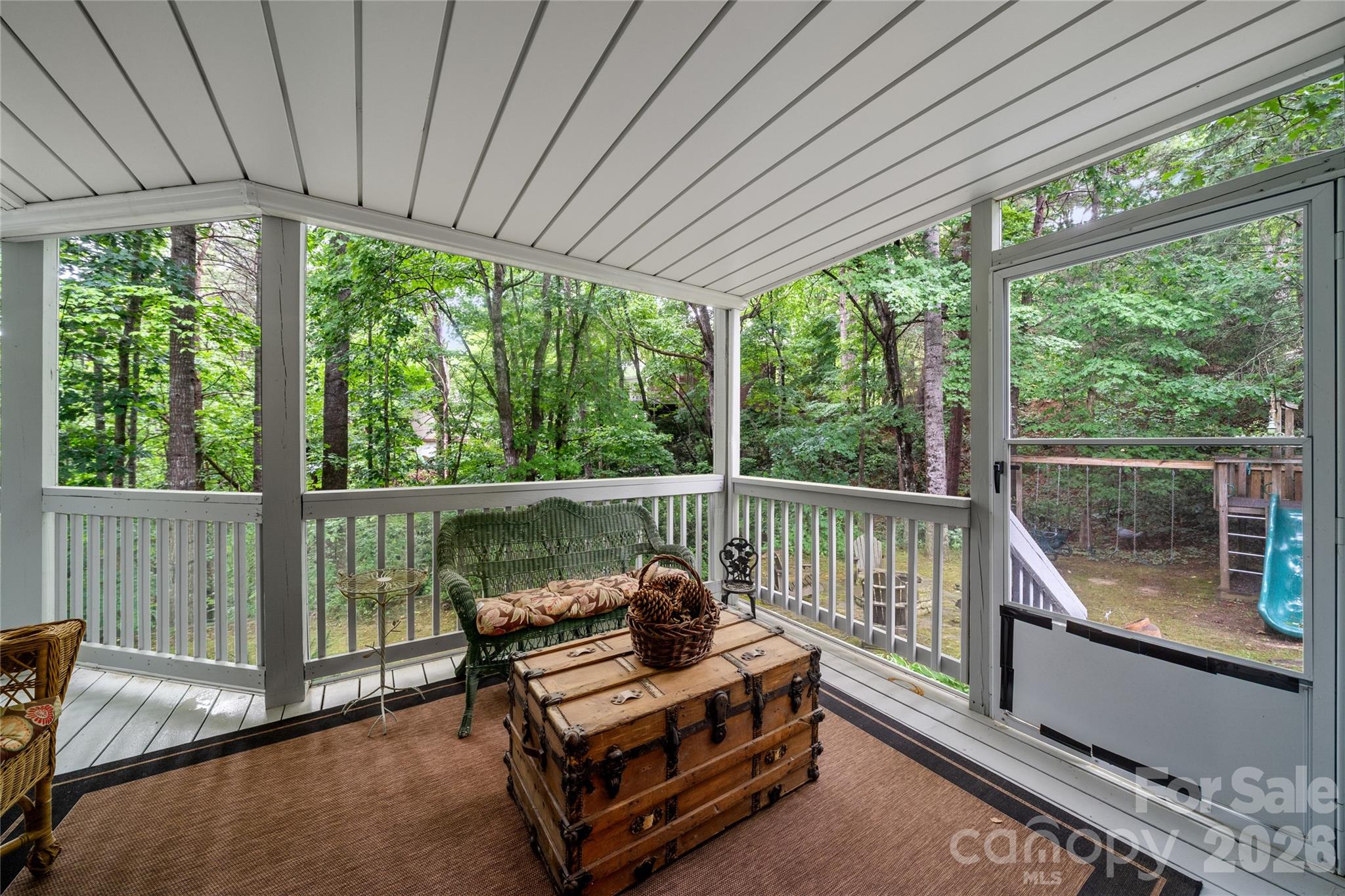 100 Welwyn Lane — Asheville