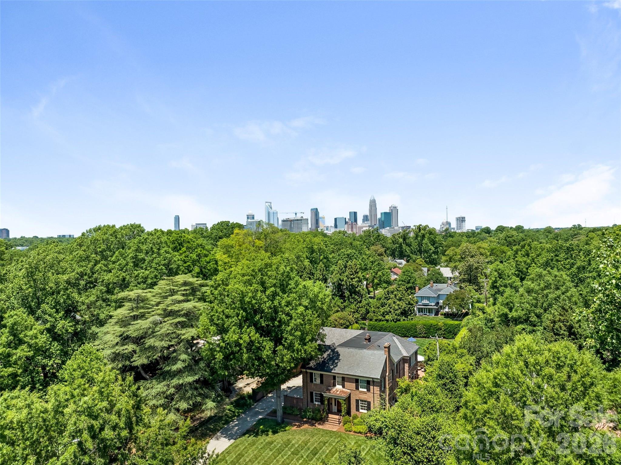 714 Edgehill Road N — Charlotte