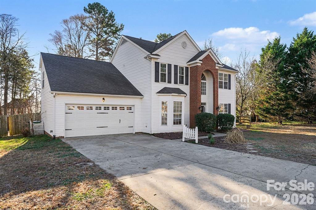 10317 Stoneykirk Lane — Charlotte