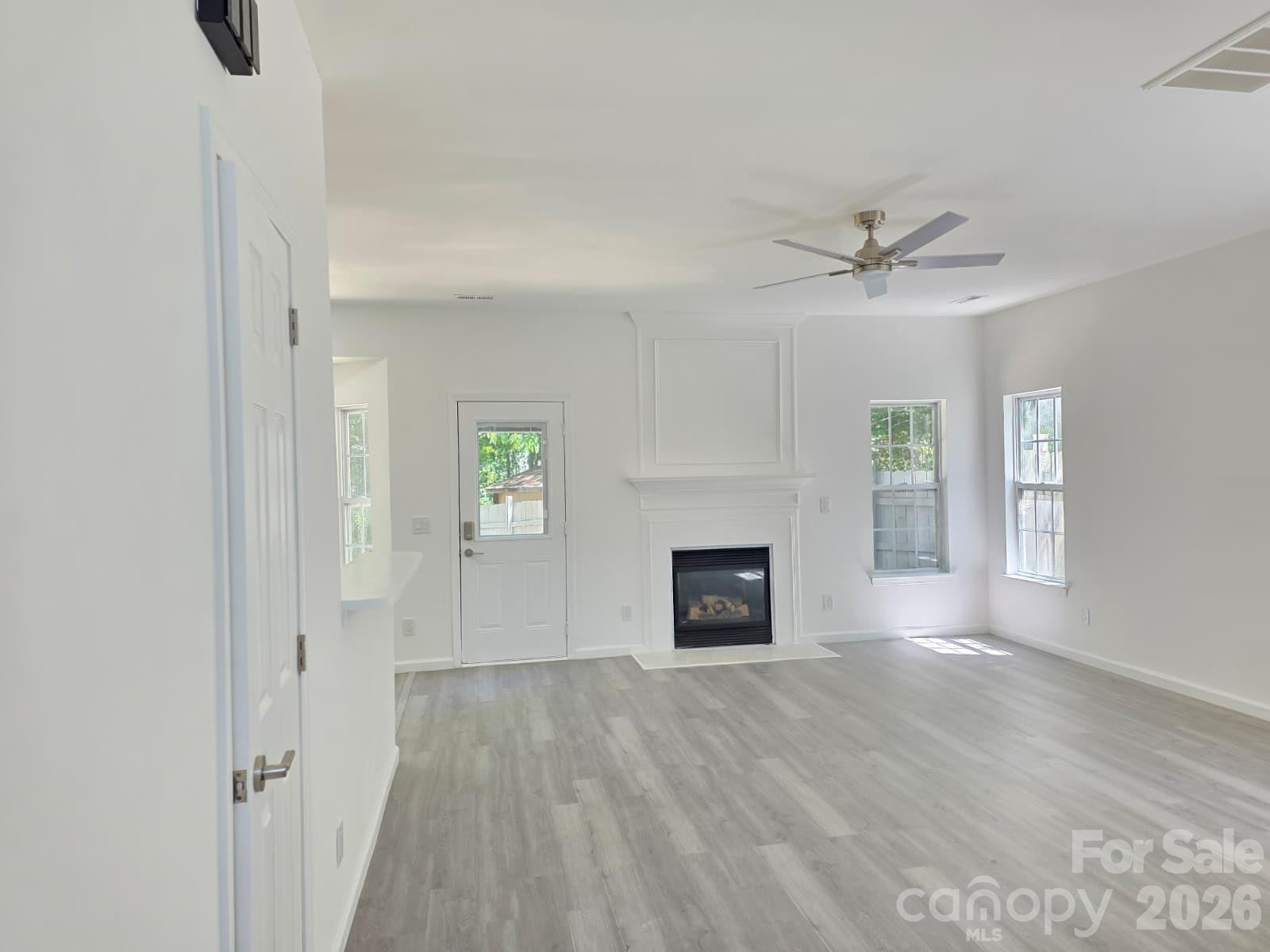 10317 Stoneykirk Lane — Charlotte
