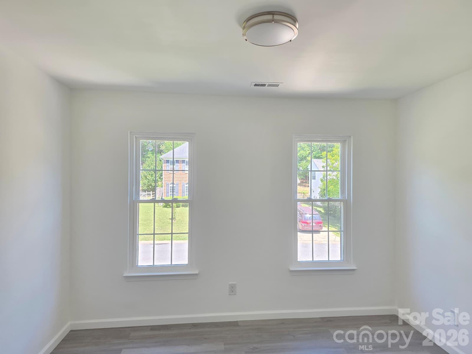 10317 Stoneykirk Lane — Charlotte