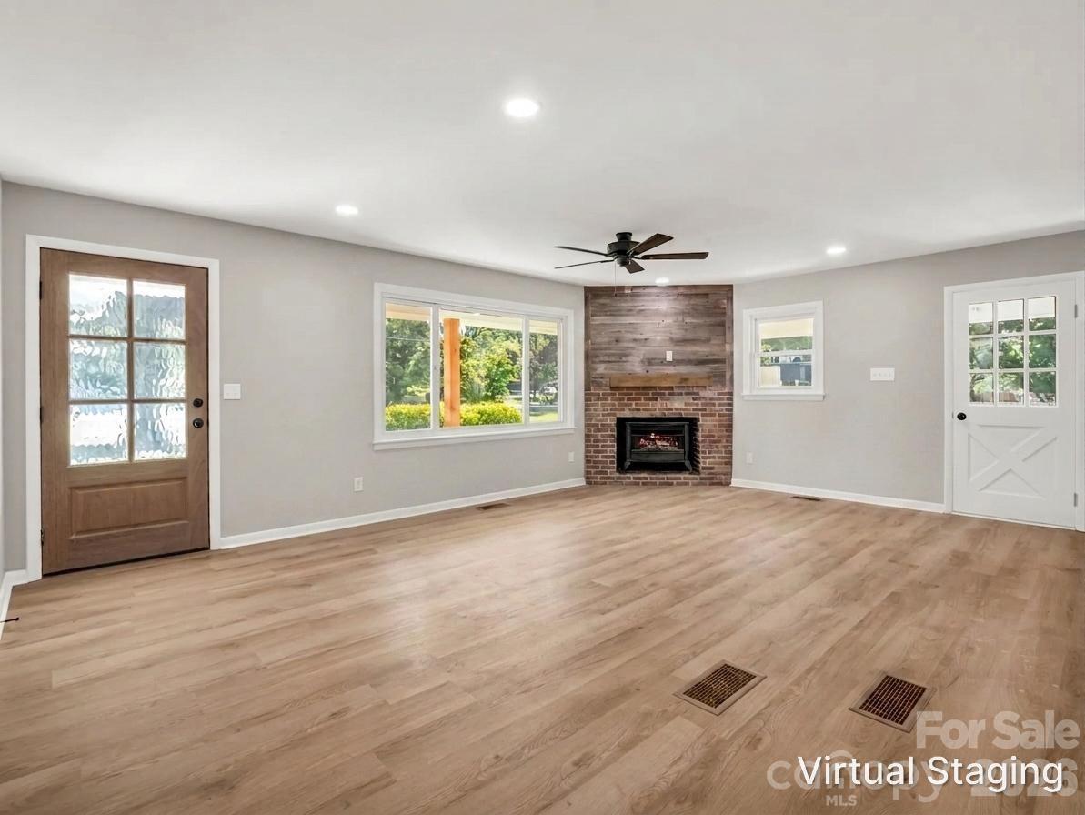 204 Jeff Street — Hendersonville
