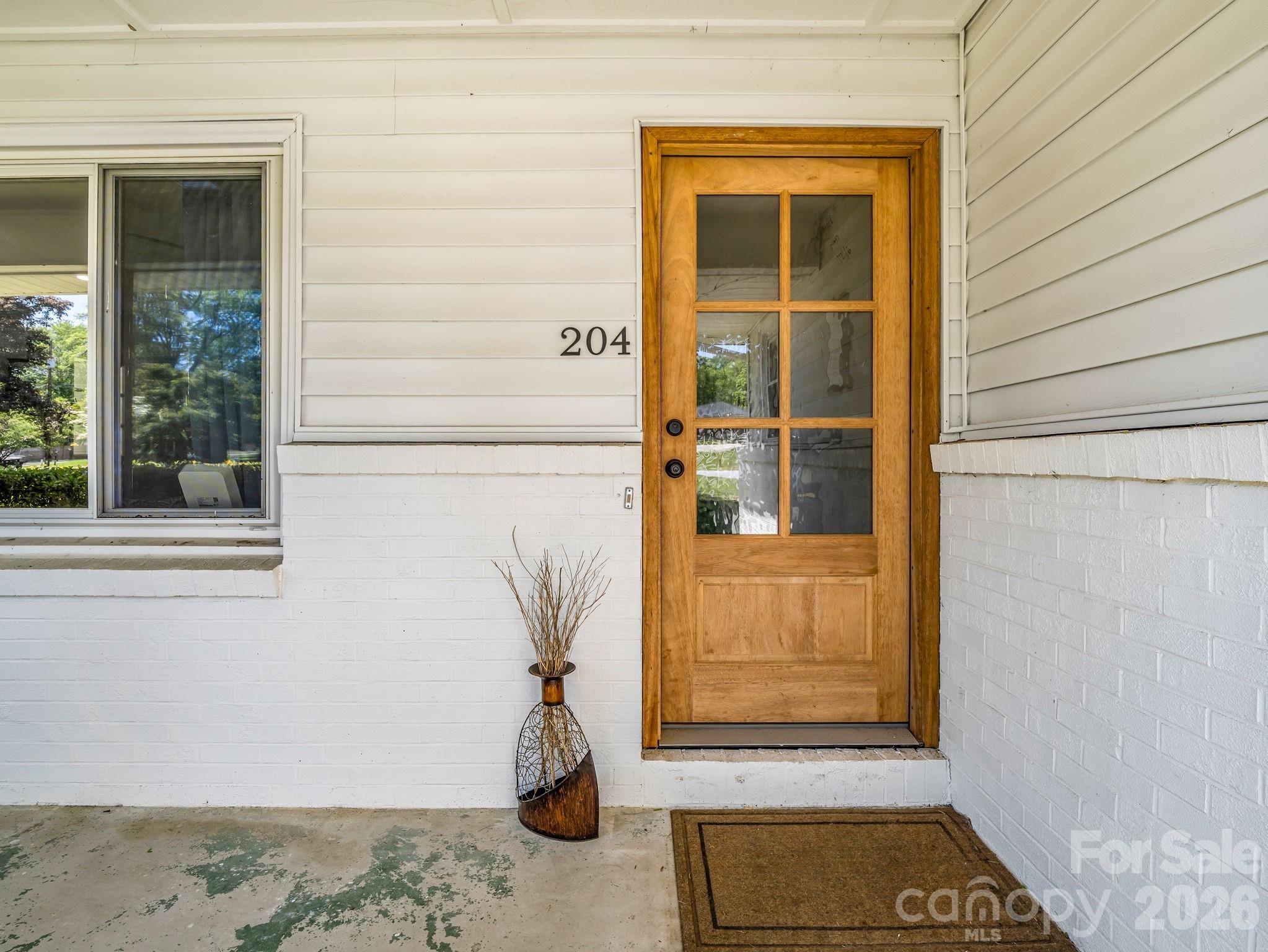204 Jeff Street — Hendersonville