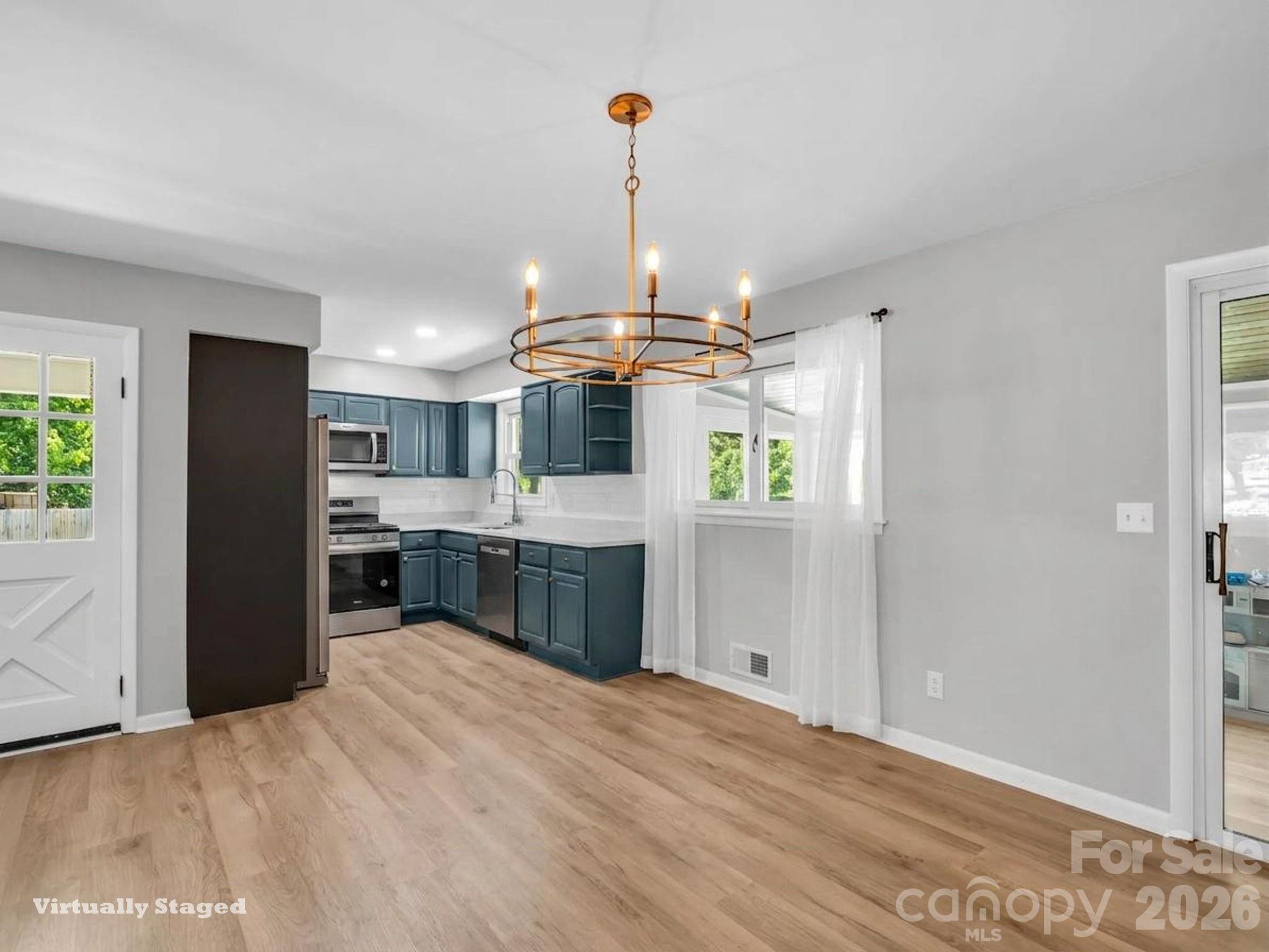 204 Jeff Street — Hendersonville