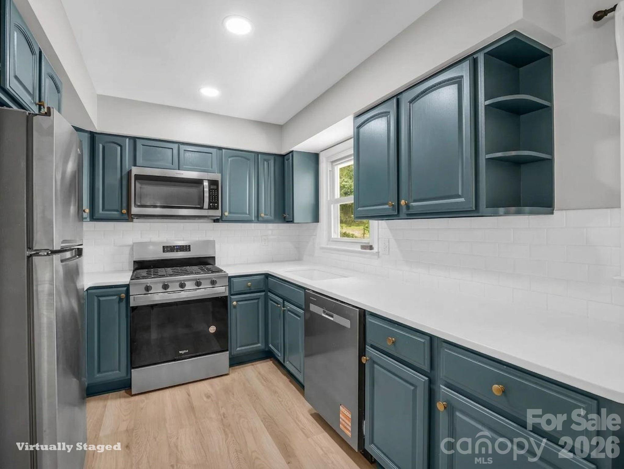 204 Jeff Street — Hendersonville