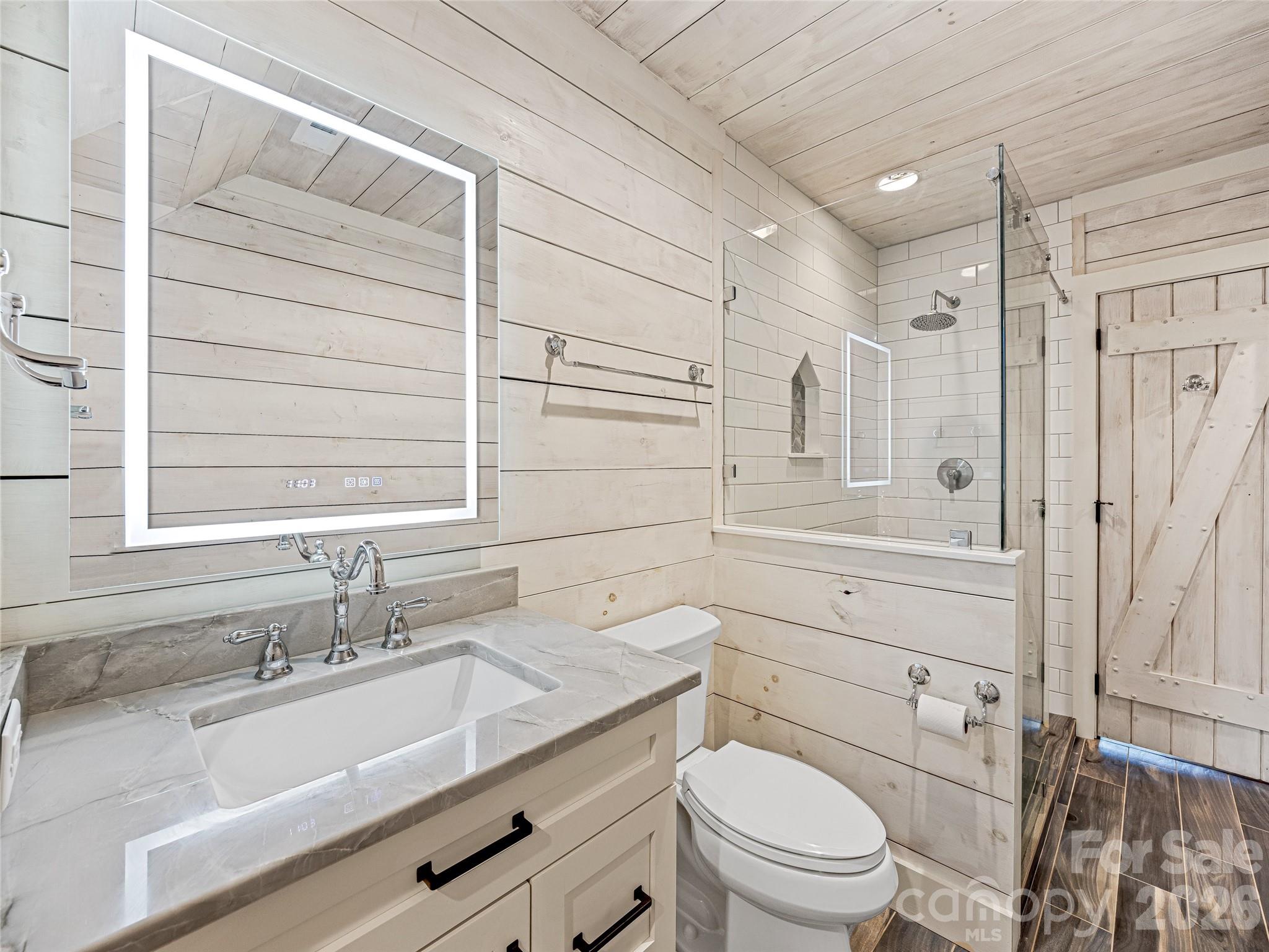 251 Toxaway Court — Lake Toxaway