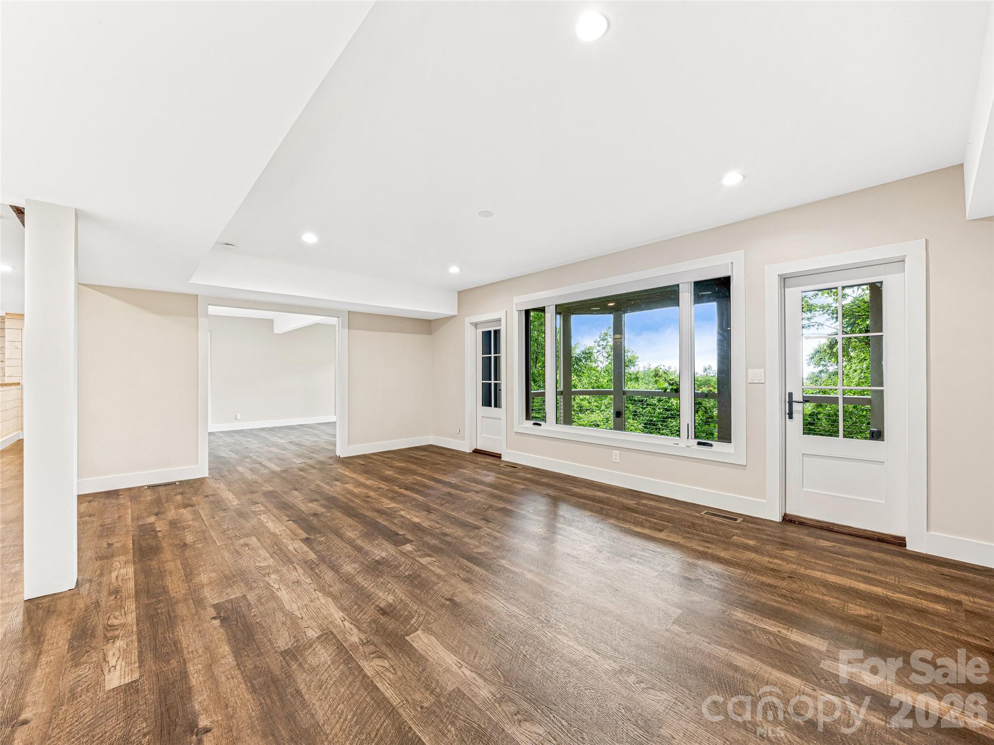 251 Toxaway Court — Lake Toxaway