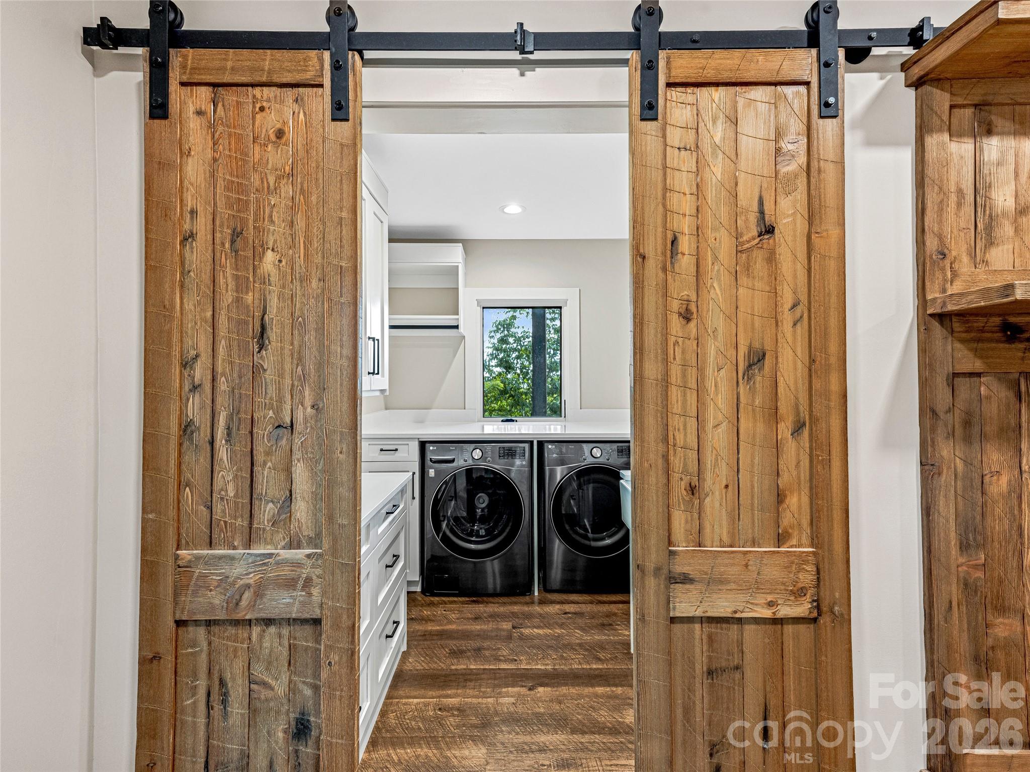 251 Toxaway Court — Lake Toxaway