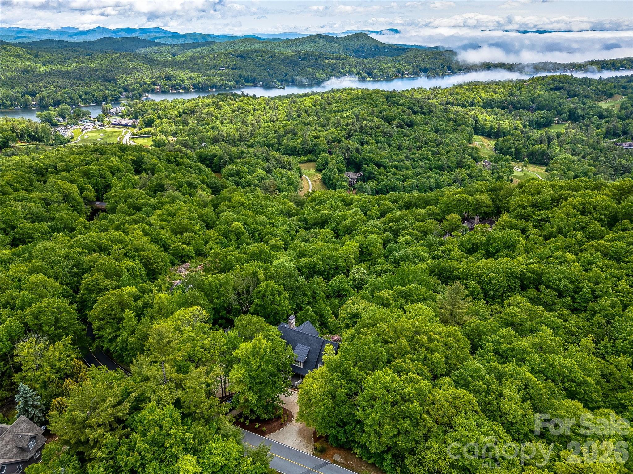 251 Toxaway Court — Lake Toxaway