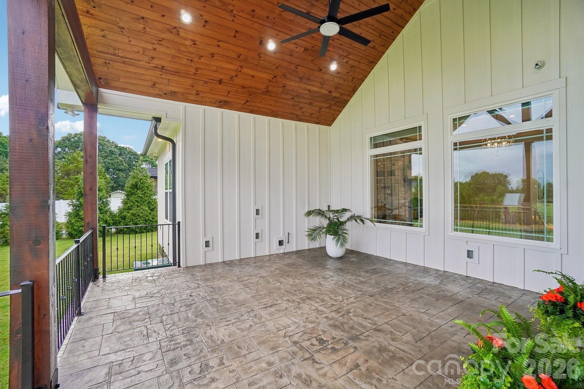 247 Reynolds Road — Inman