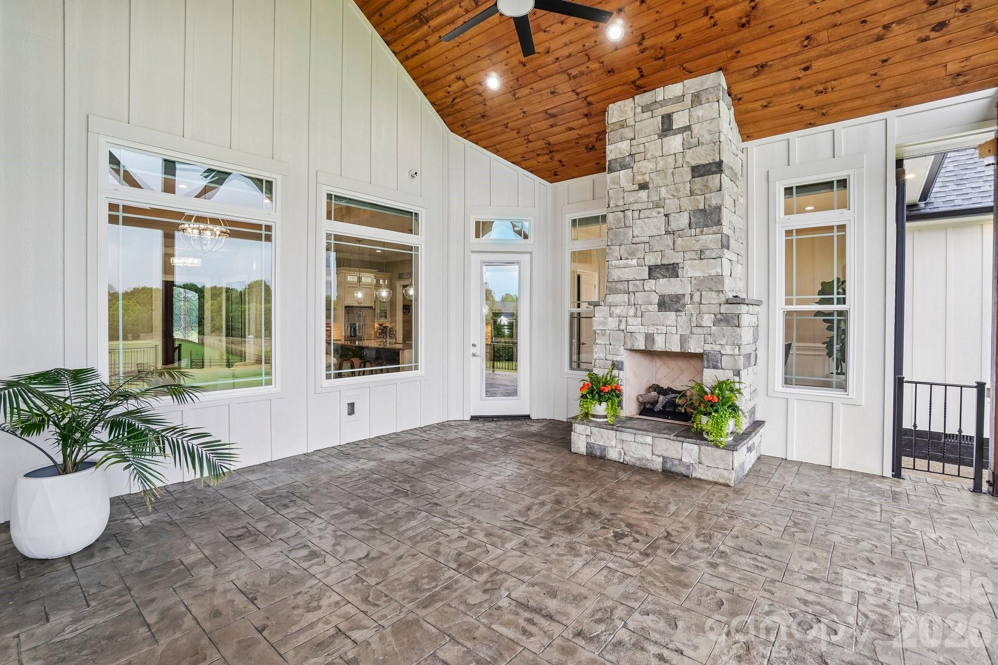 247 Reynolds Road — Inman
