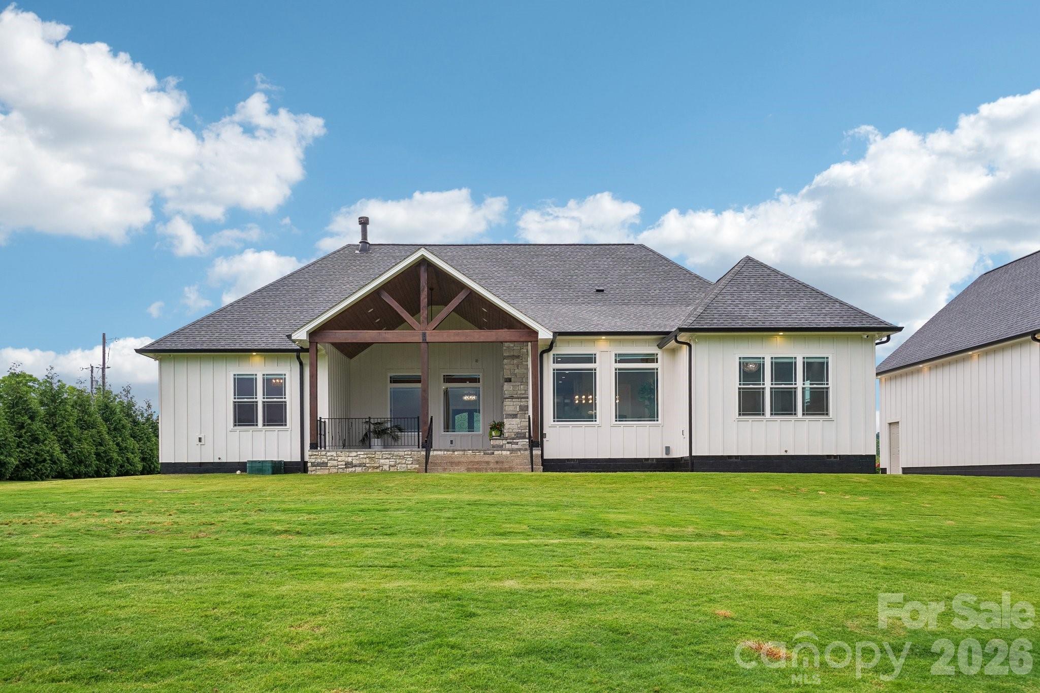 247 Reynolds Road — Inman