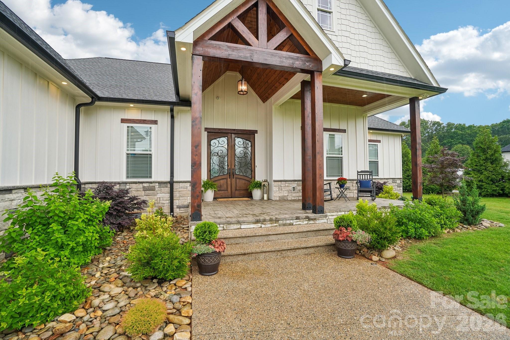 247 Reynolds Road — Inman