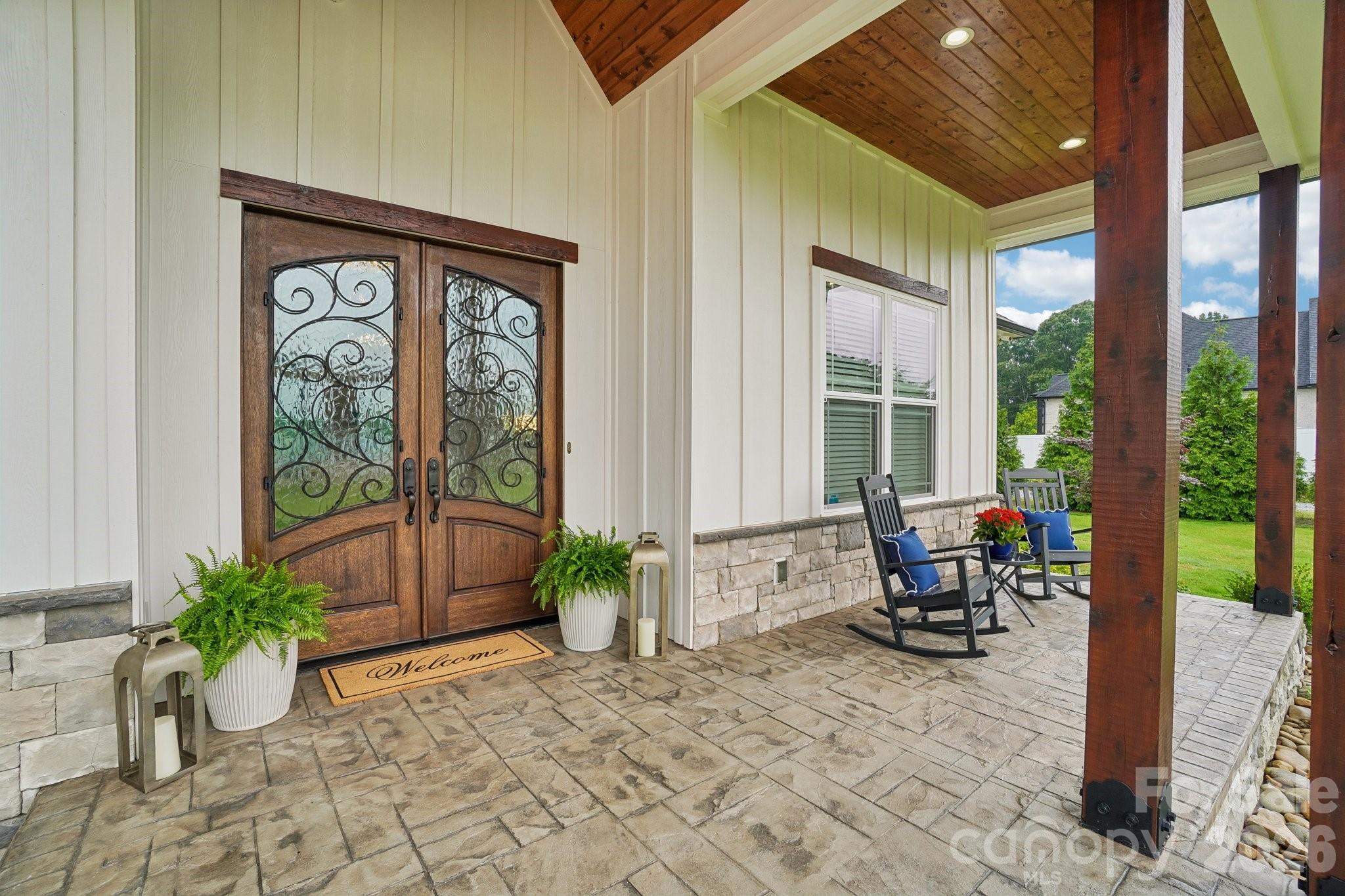 247 Reynolds Road — Inman