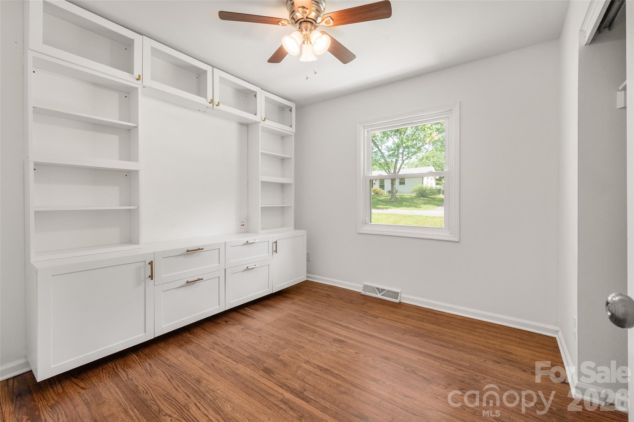 4300 Dowling Drive — Charlotte