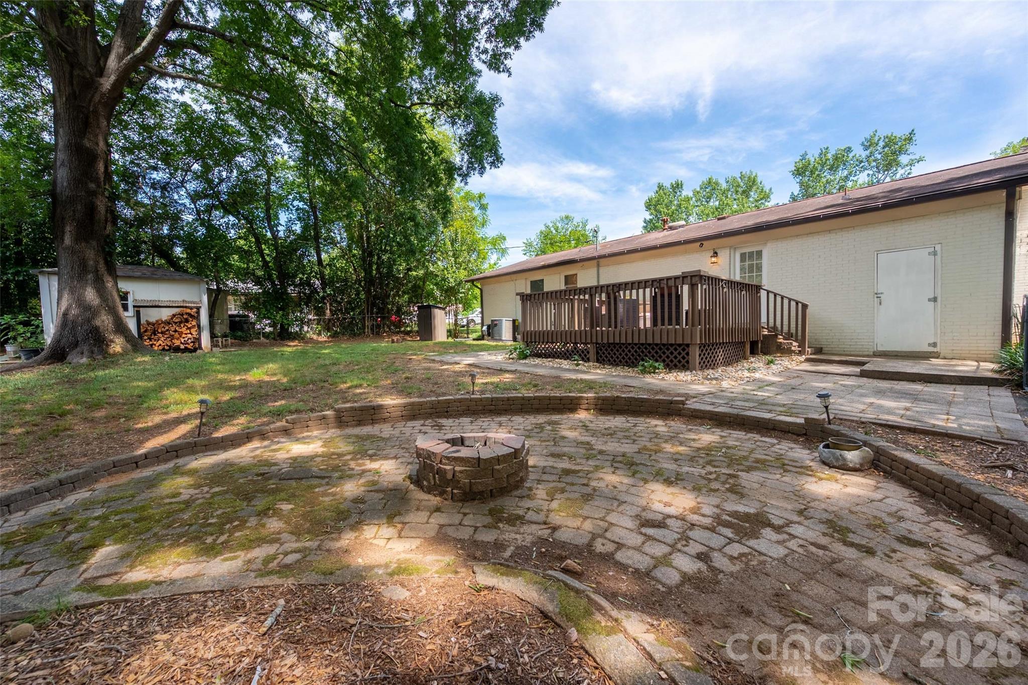 4300 Dowling Drive — Charlotte