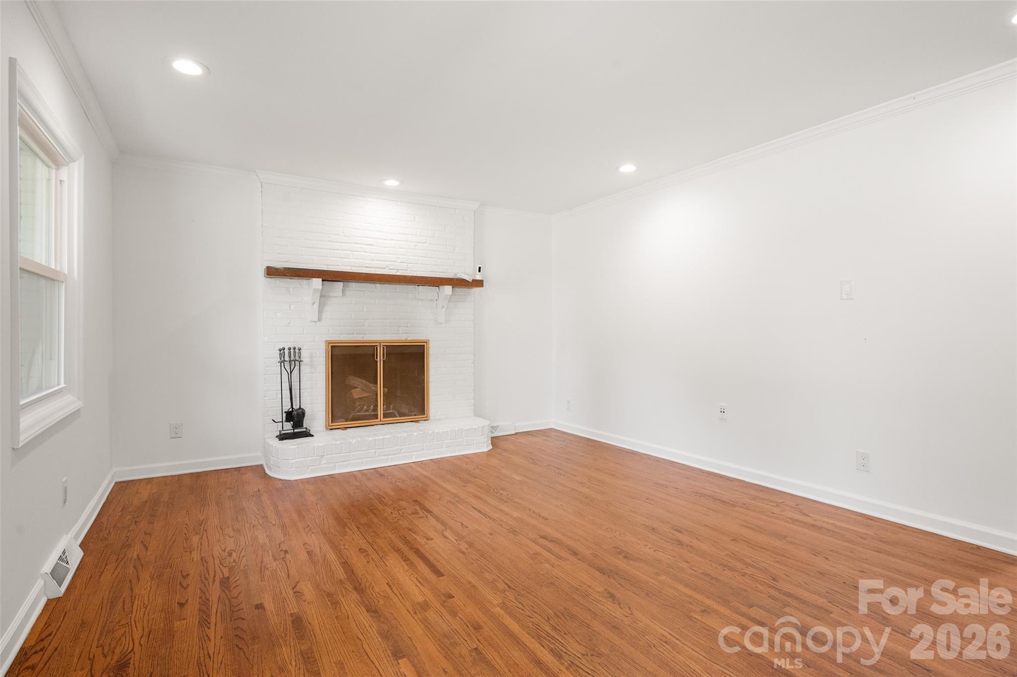 4300 Dowling Drive — Charlotte