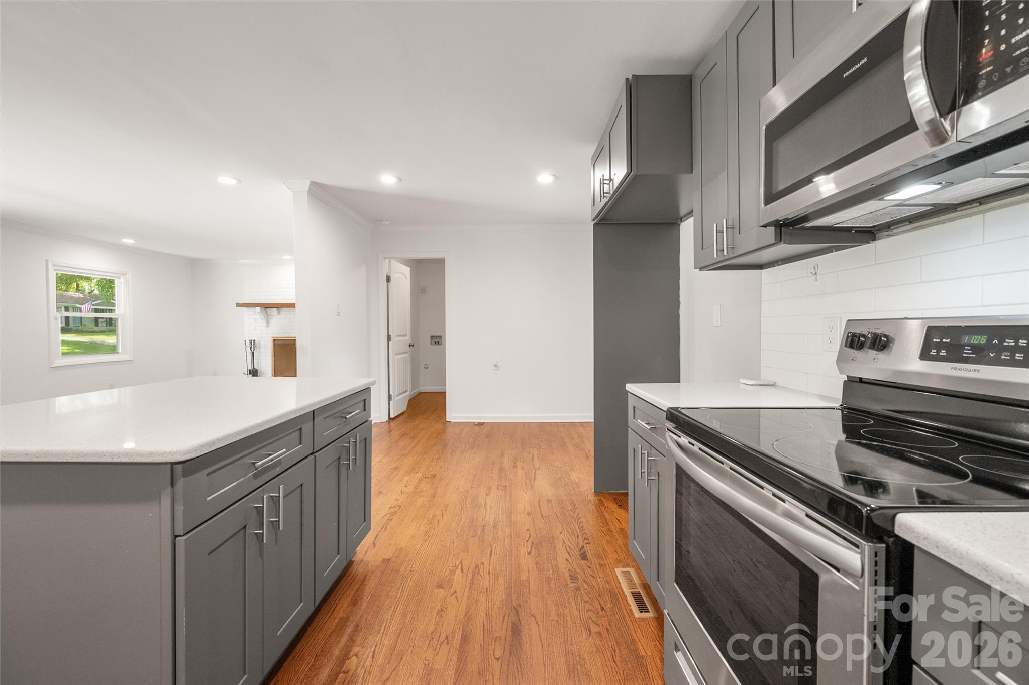 4300 Dowling Drive — Charlotte