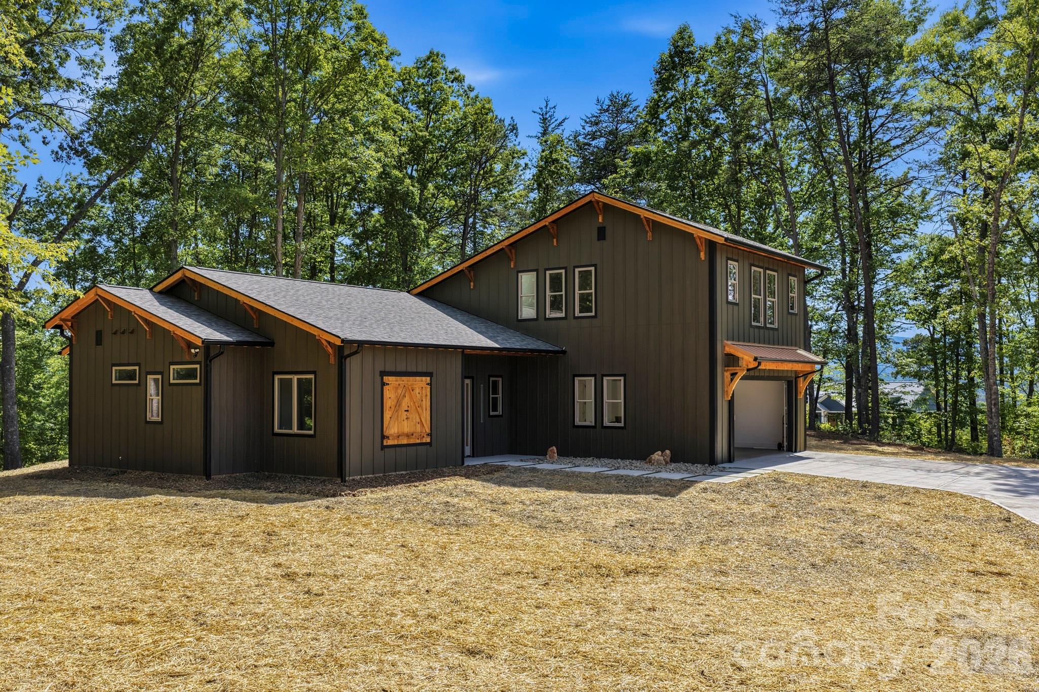 121 Deer Jump Trail — Lake Lure