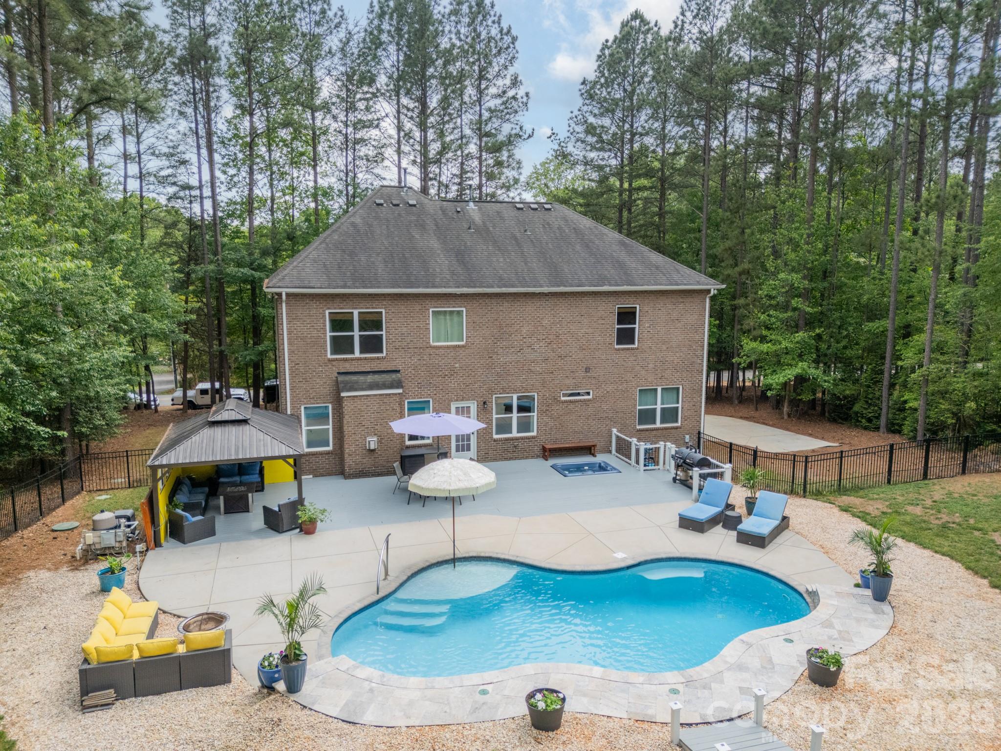 512 Stillwater Road — Troutman
