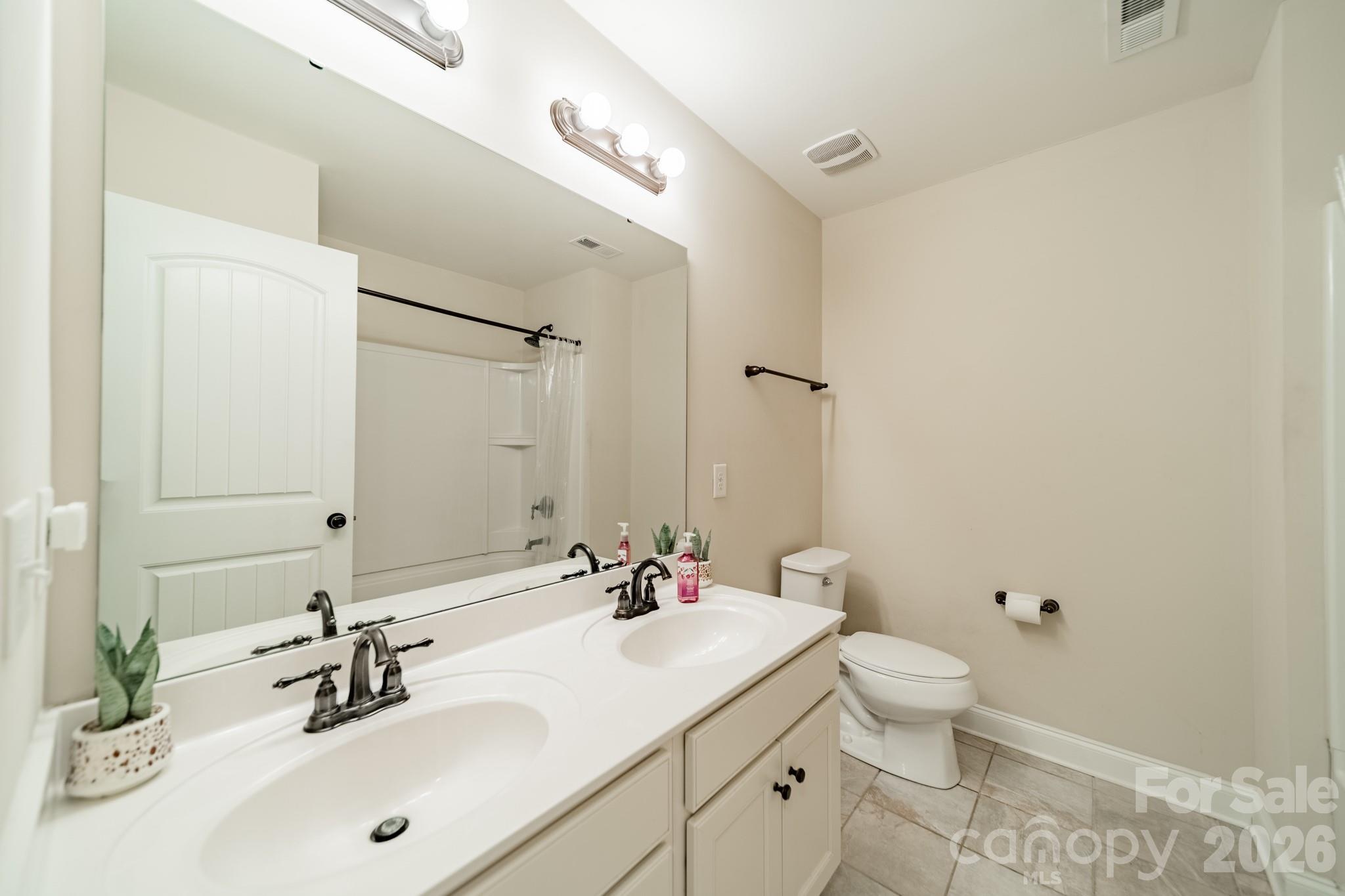 512 Stillwater Road — Troutman
