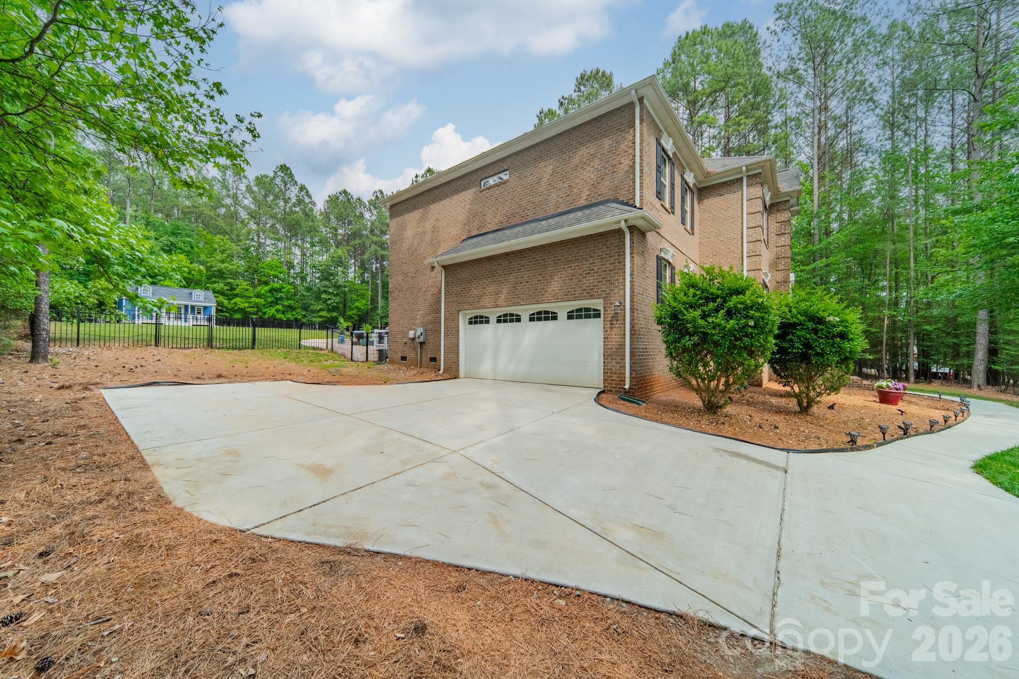 512 Stillwater Road — Troutman