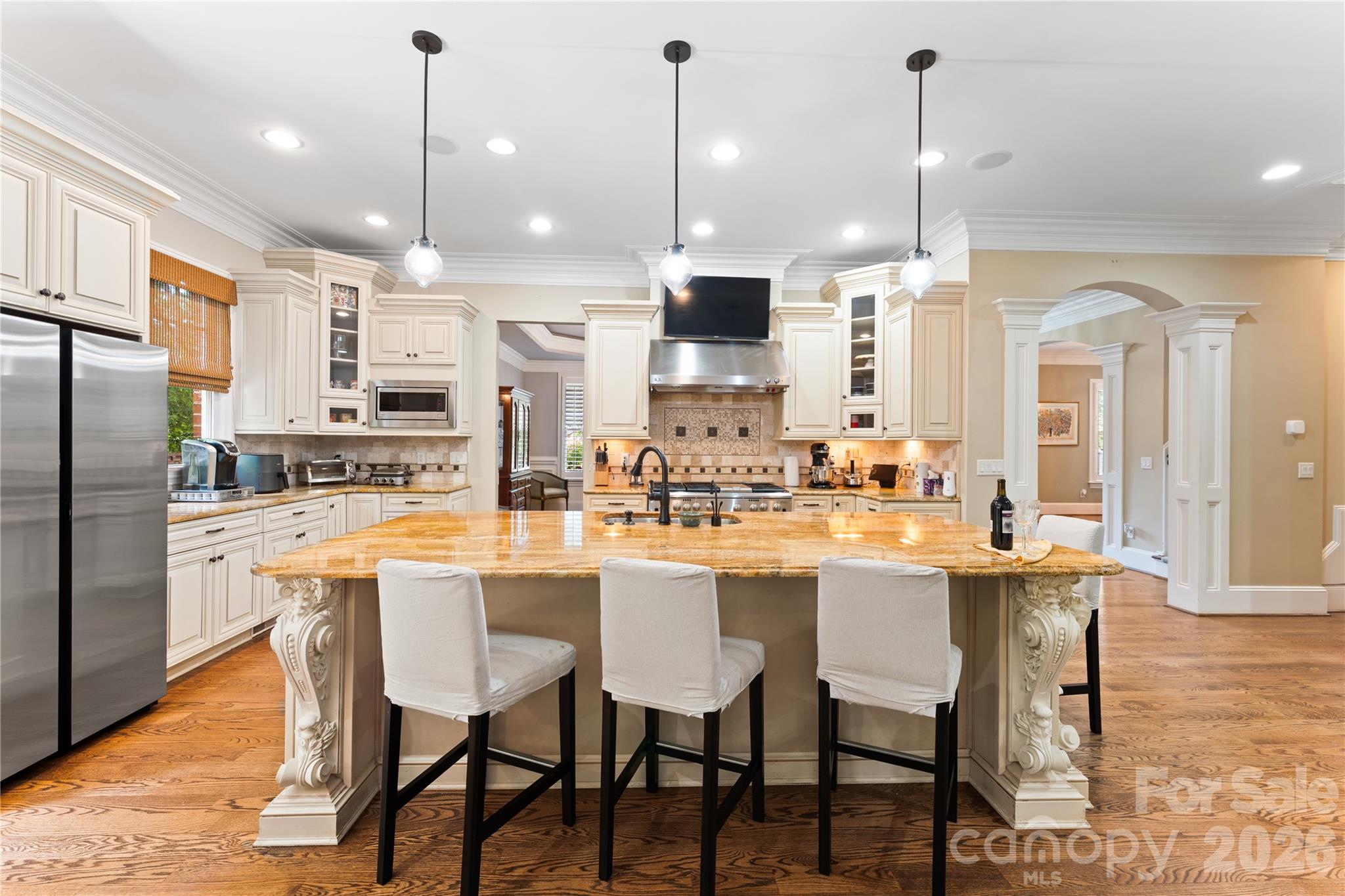 5511 Carmel Road — Charlotte