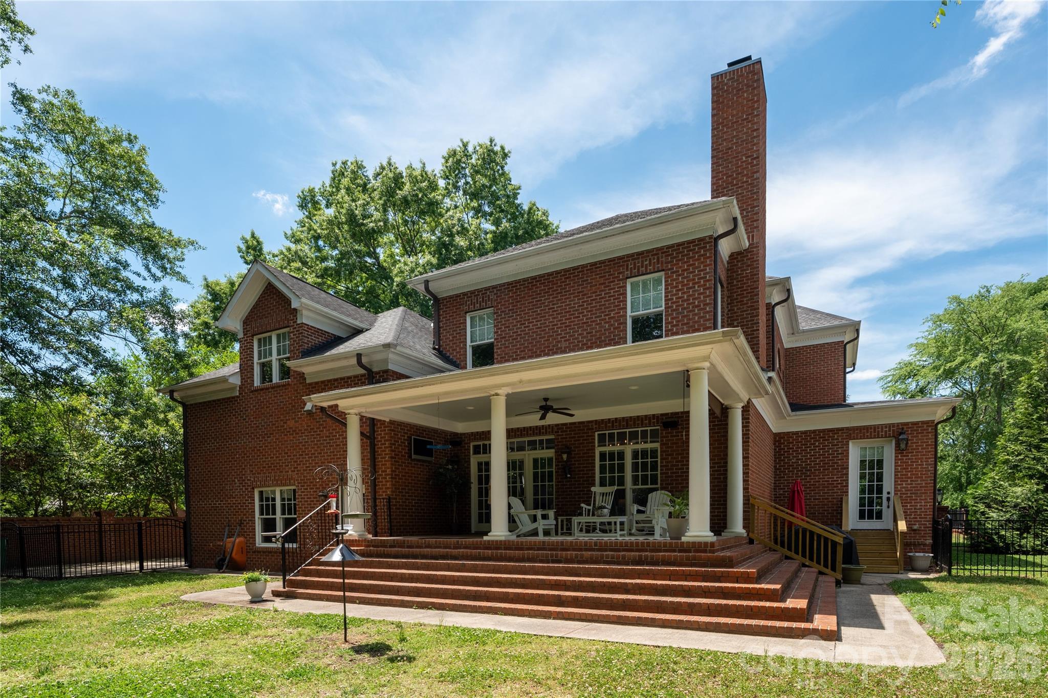 5511 Carmel Road — Charlotte