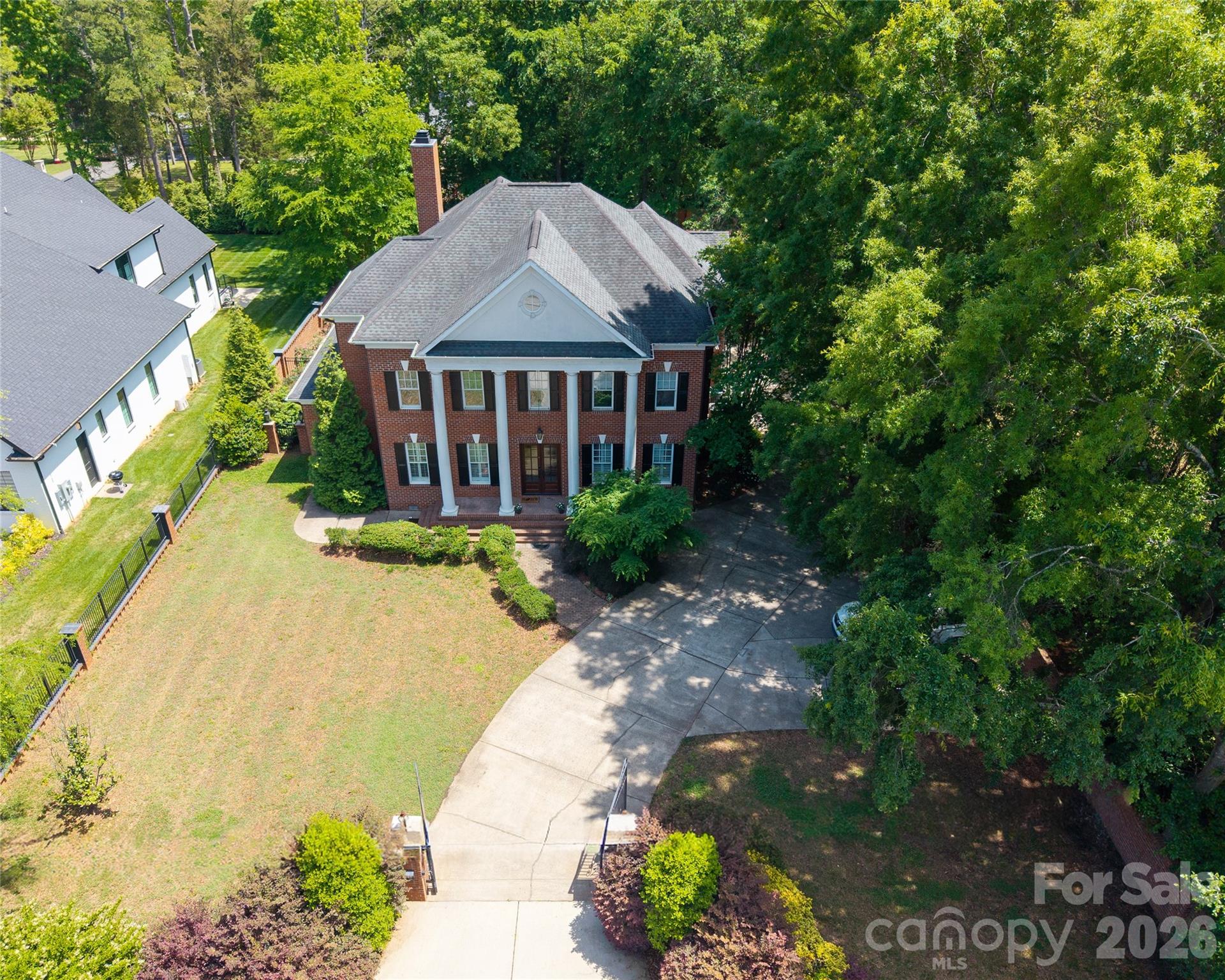 5511 Carmel Road — Charlotte
