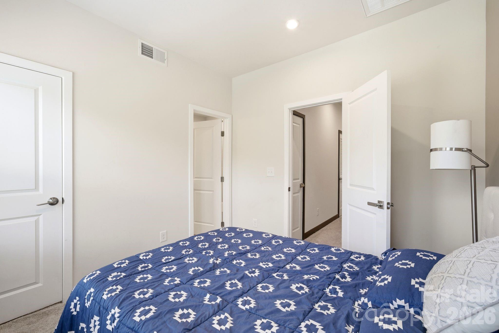804 Broad River Lane — Charlotte