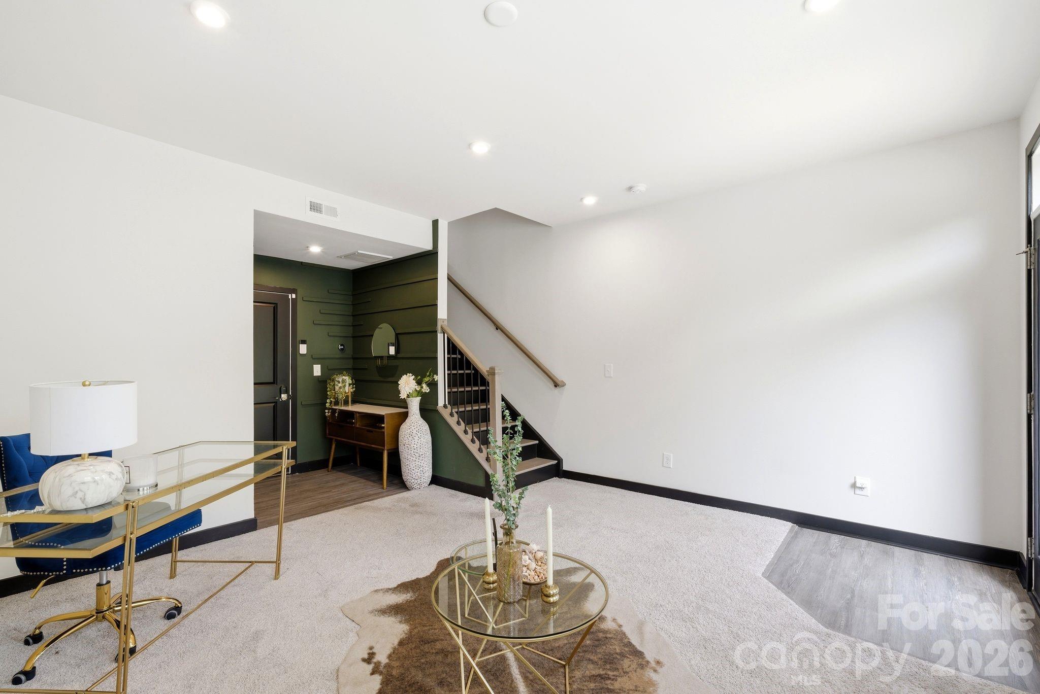 804 Broad River Lane — Charlotte