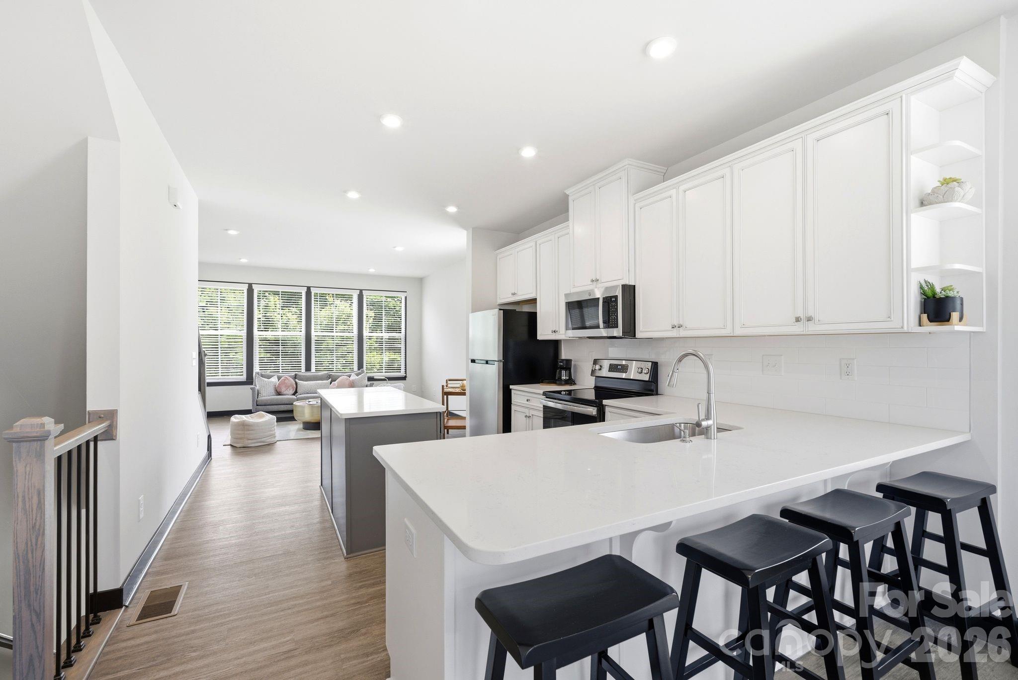 804 Broad River Lane — Charlotte