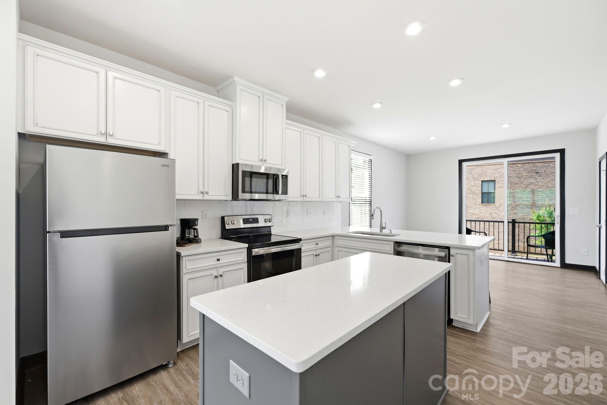 804 Broad River Lane — Charlotte