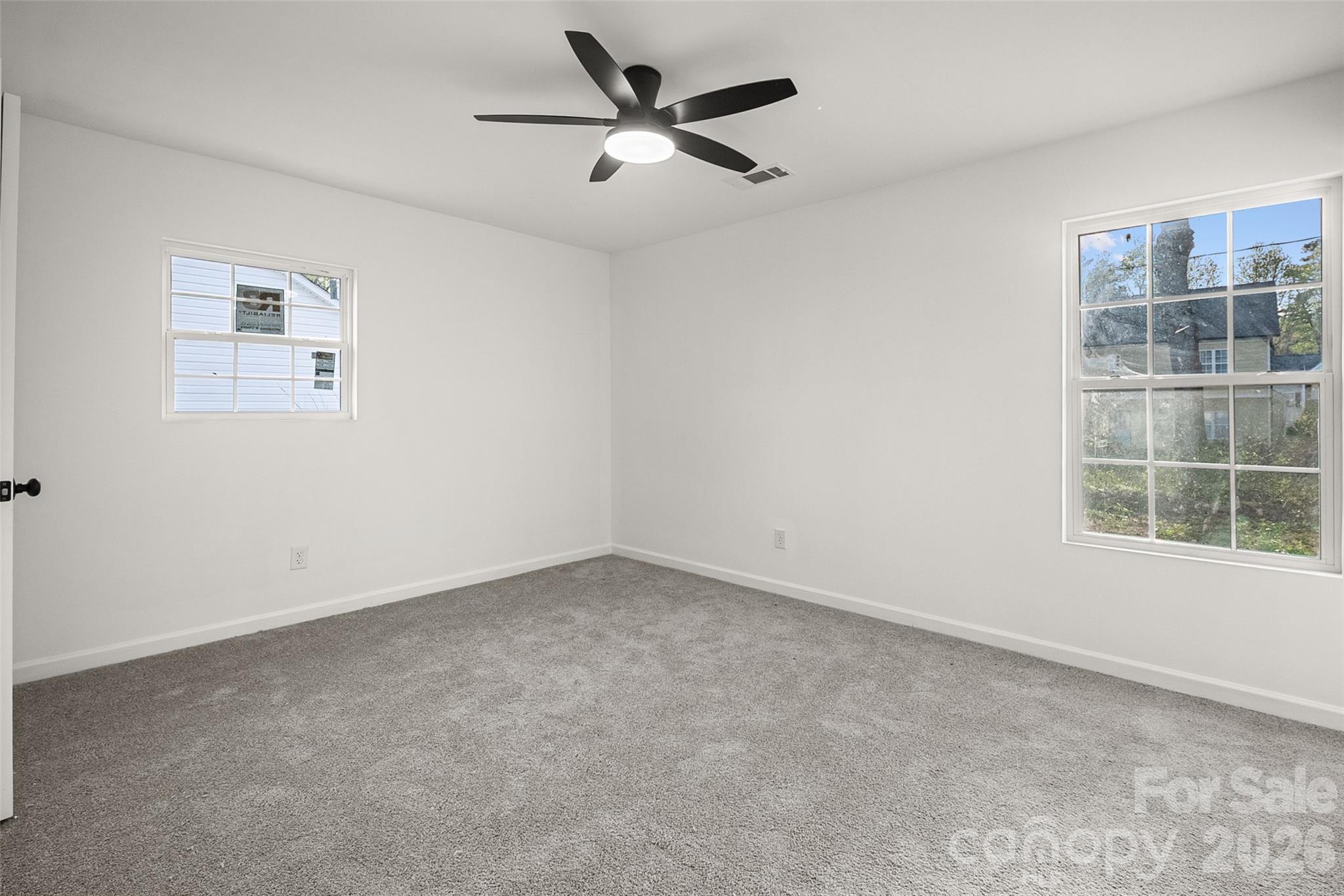 10107 Clairemore Place — Charlotte