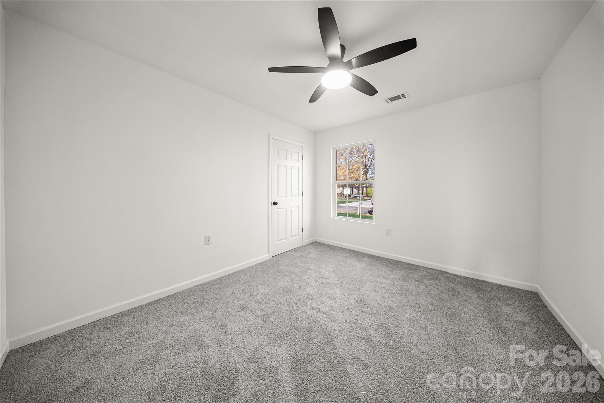10107 Clairemore Place — Charlotte