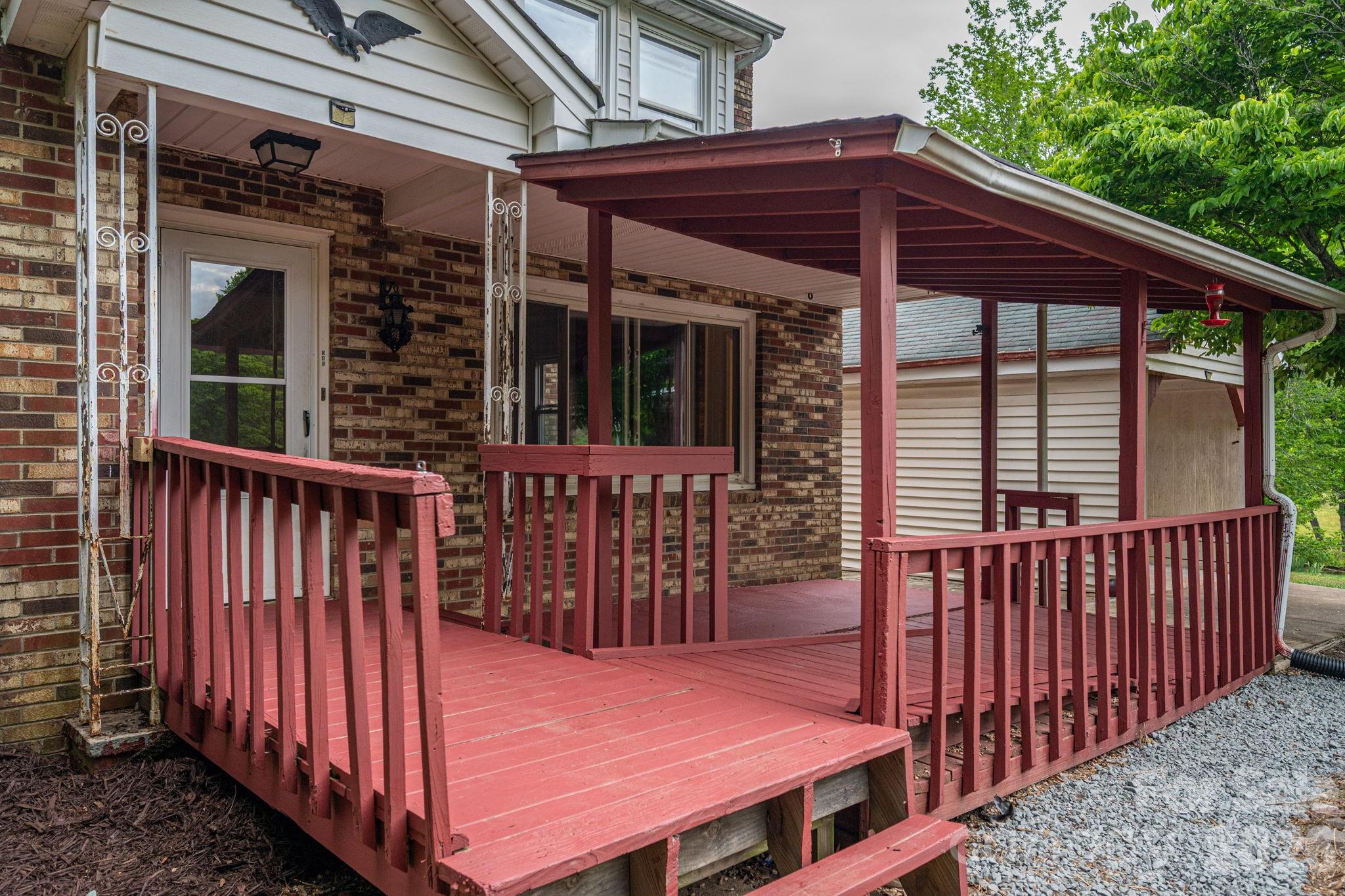 943 Stony Point Road — Kings Mountain